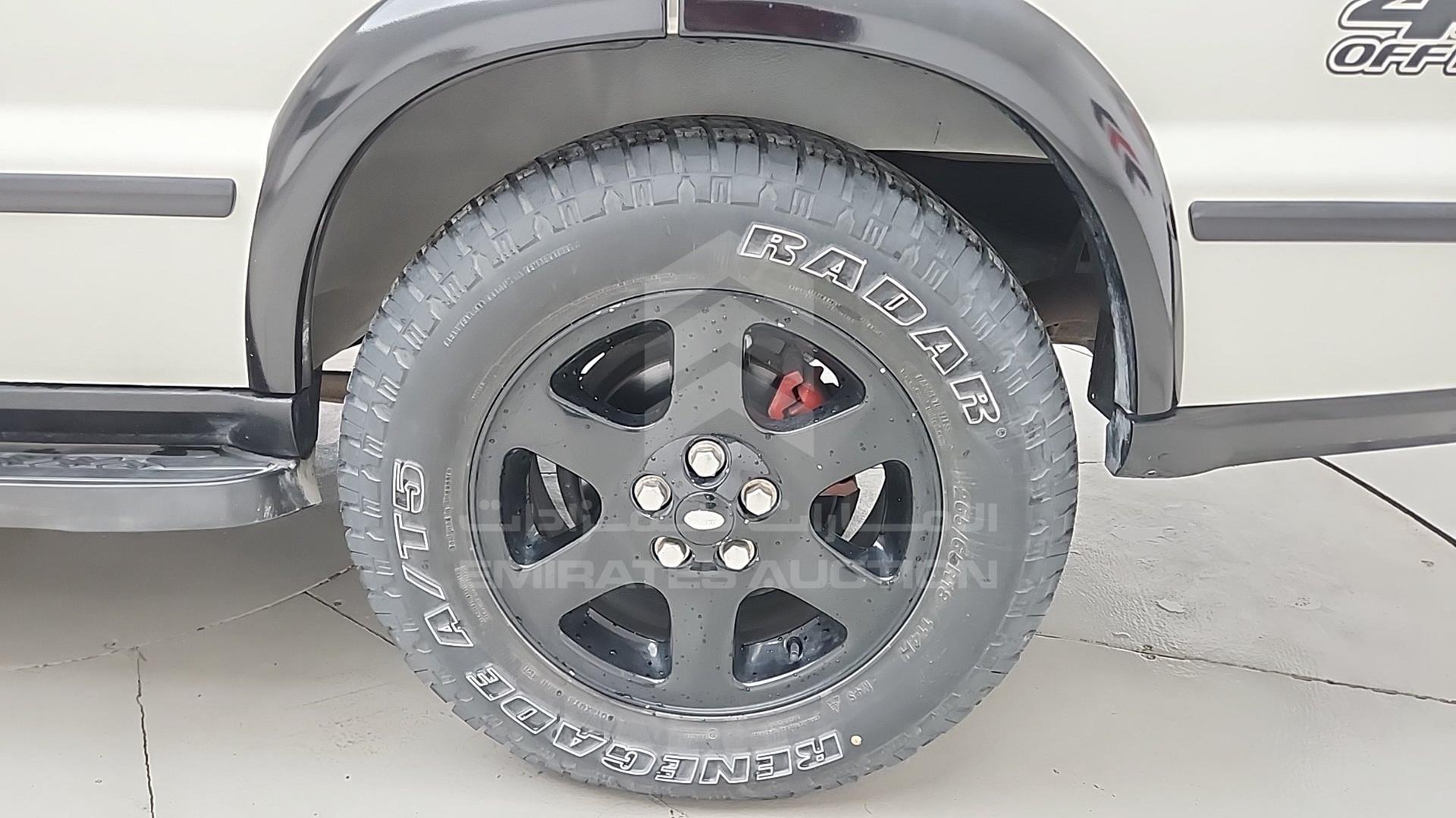 2003 LAND ROVER DISCOVERY VIN: SALLTGM343A820719