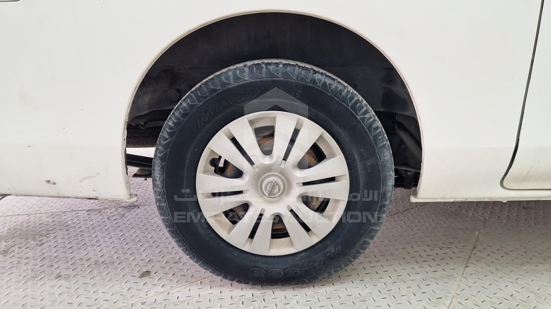 2016 Nissan Urvan — Rear Right Tyre — Photo 25
