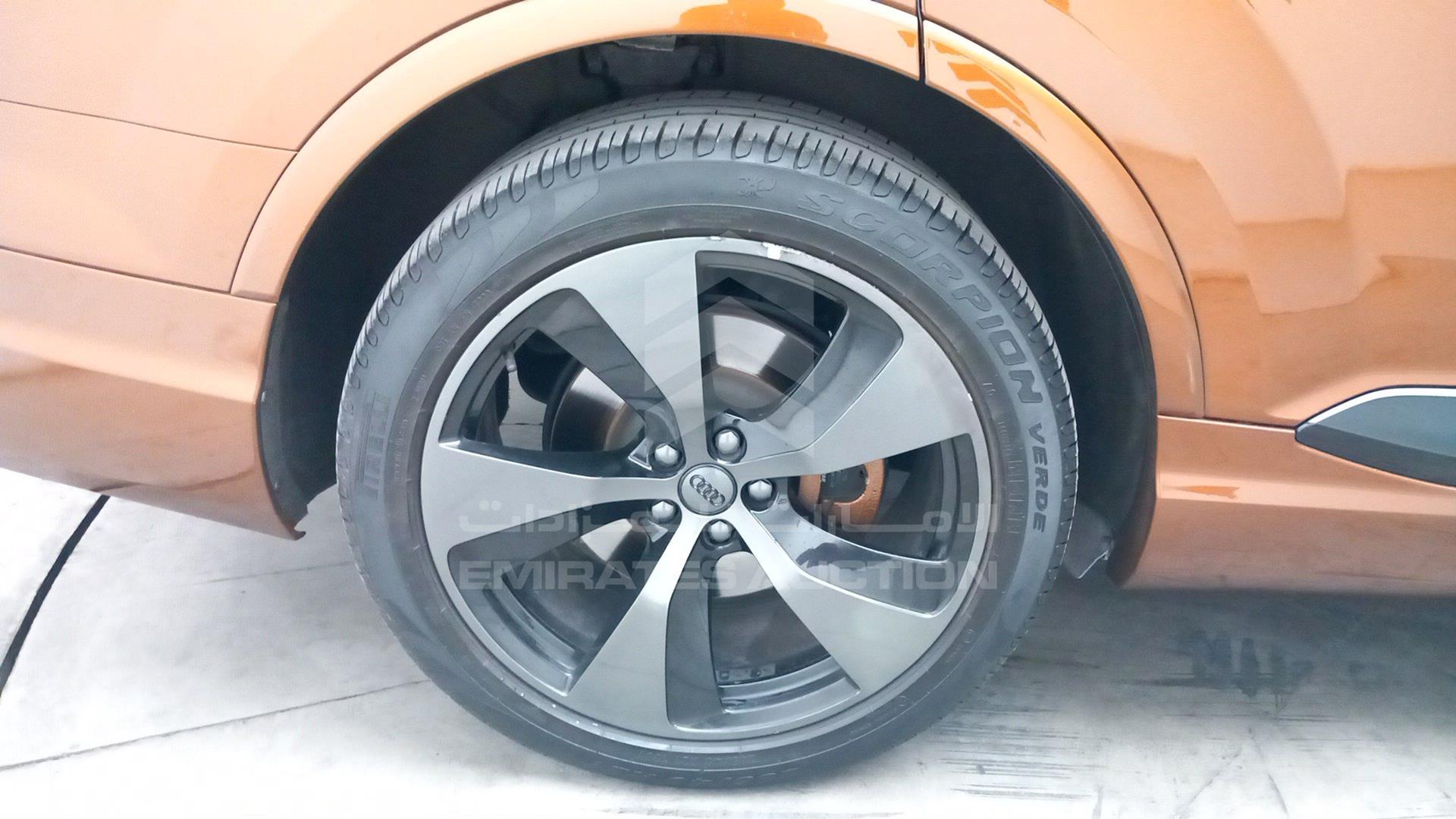 2016 AUDI Q7 VIN: WA1AGDF75GD001329