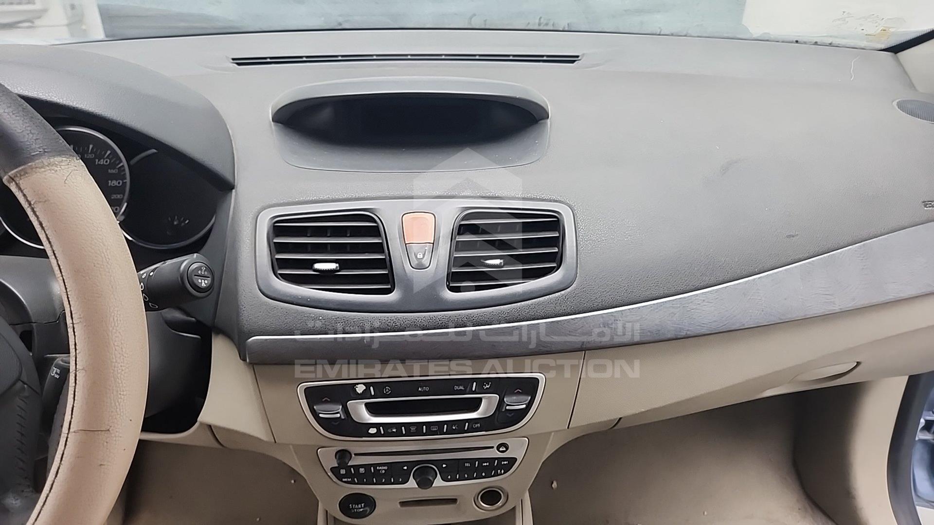 2012 RENAULT FLUENCE VIN: VF1LZLDT8CC246837