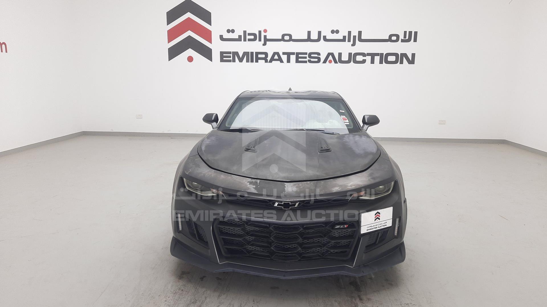 2018 CHEVROLET CAMARO VIN: 1G1FB1RX6J0106408