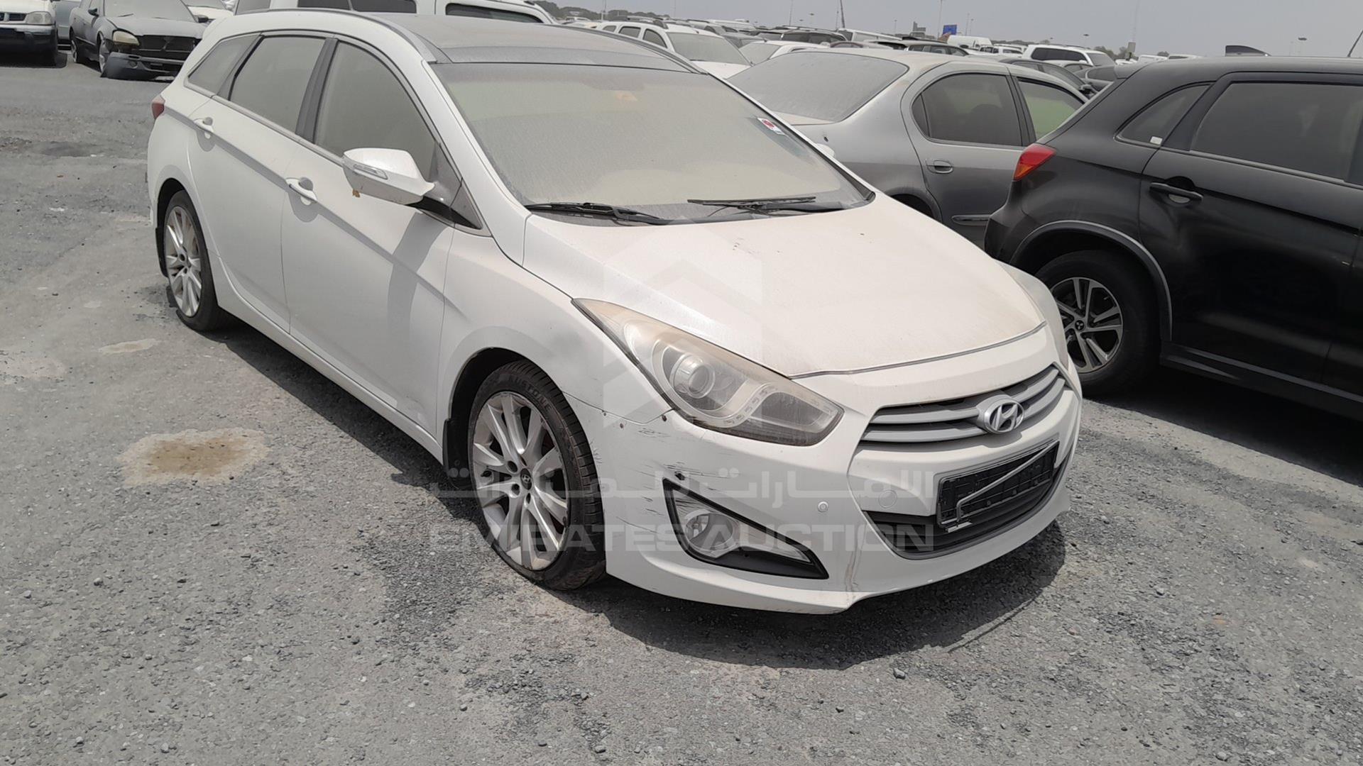 2014 HYUNDAI I40 VIN: KMHLC81C3EU063018