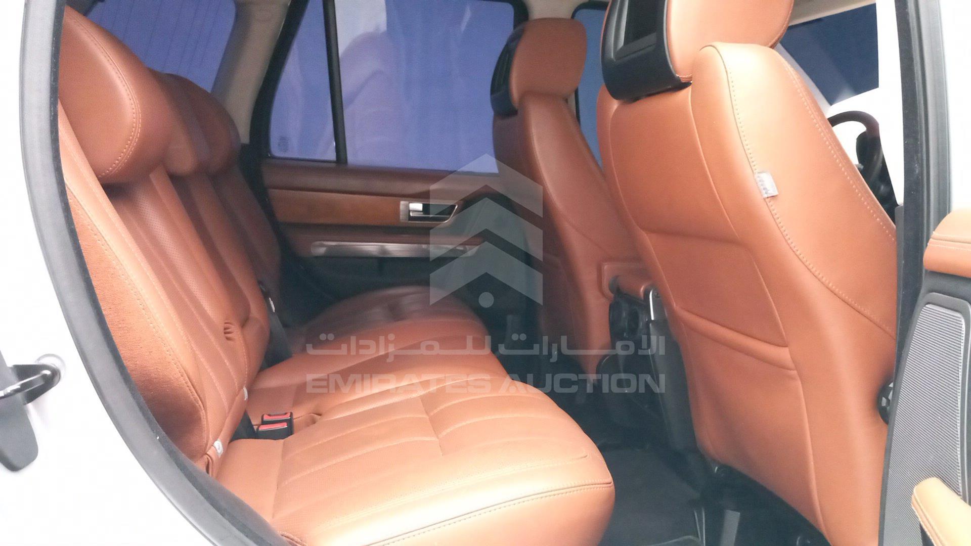 2011 RANGE ROVER SPORT VIN: SALLSAAD4BA298420