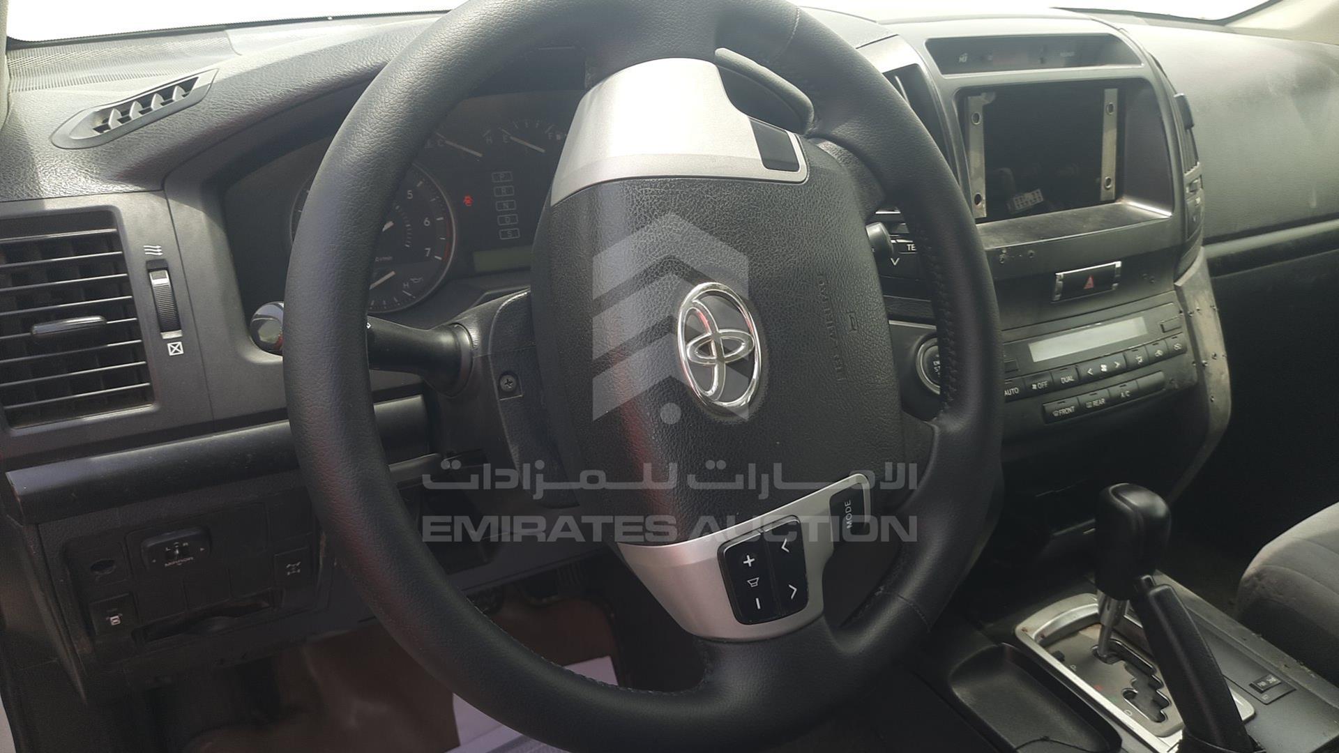 2012 TOYOTA LAND CRUISER VIN: JTMDU09J4C5056175