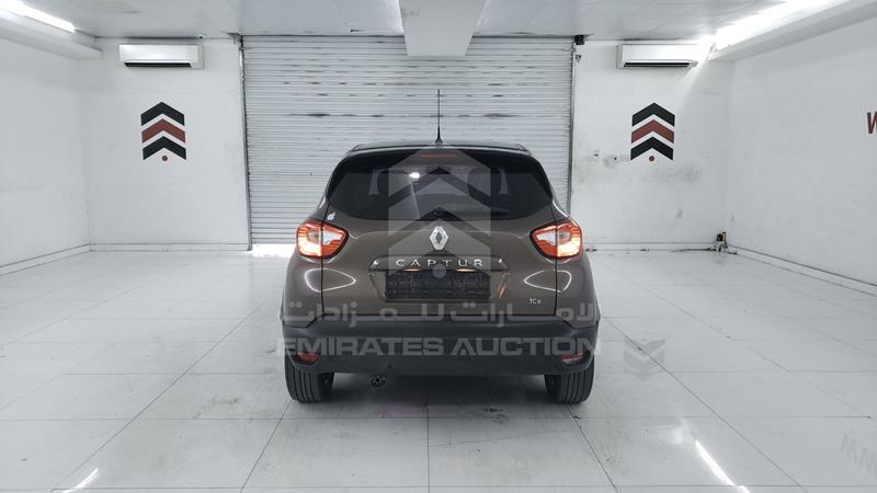 VF12RRHE8GW548059 Auction: EmiratesAuction Lot: 413690 VF12RRHE8GW548059 Renault Captur 2016 BROWN Photo 8