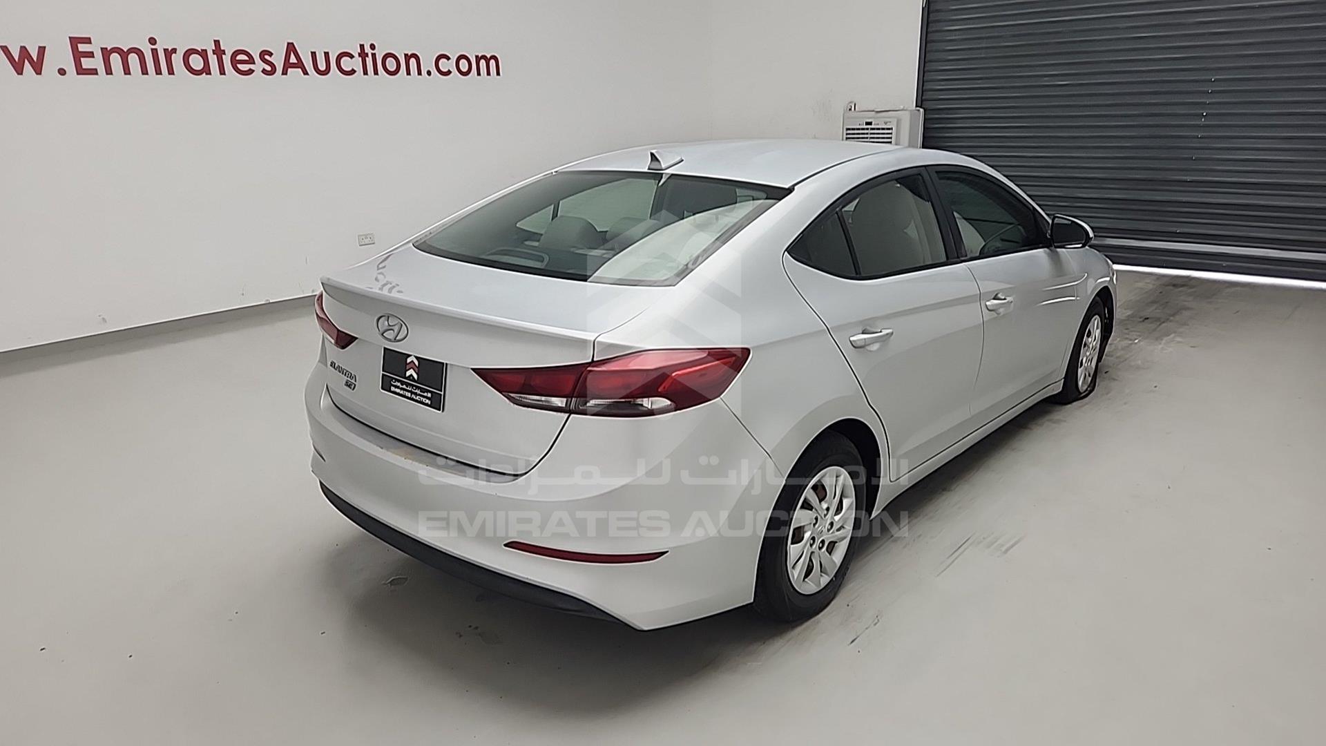 2018 HYUNDAI ELANTRA VIN: 5NPD74LF8JH376096