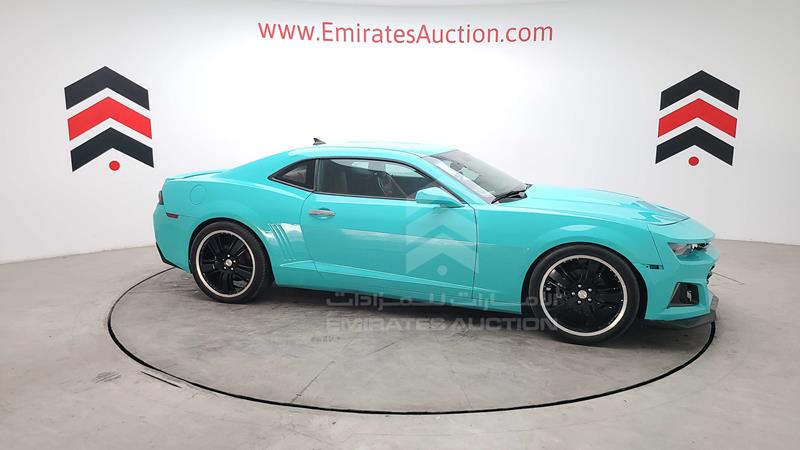 2G1FB1EV4A9210812 Auction: EmiratesAuction Lot: 405395 2G1FB1EV4A9210812 Chevrolet Camaro 2010 BLUE Photo 46