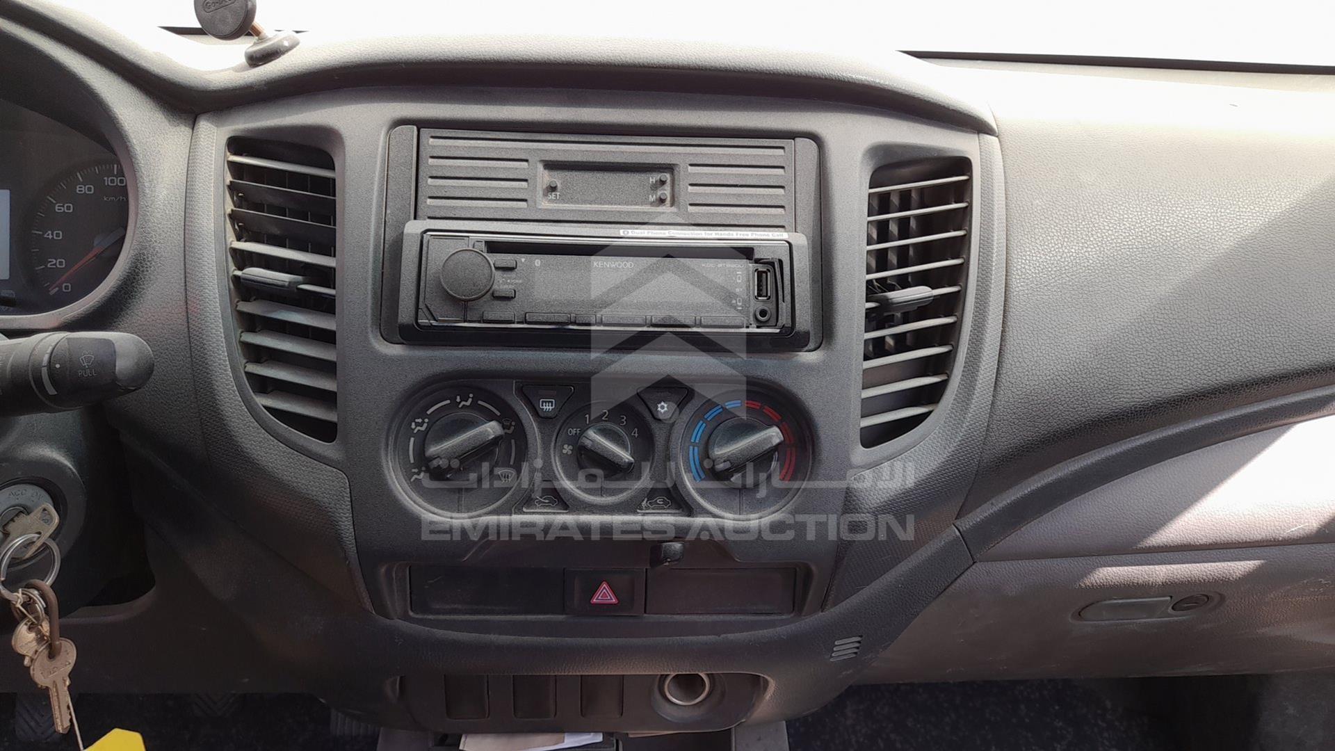 2016 MITSUBISHI L 200 VIN: MMBJNKJ40GH072467