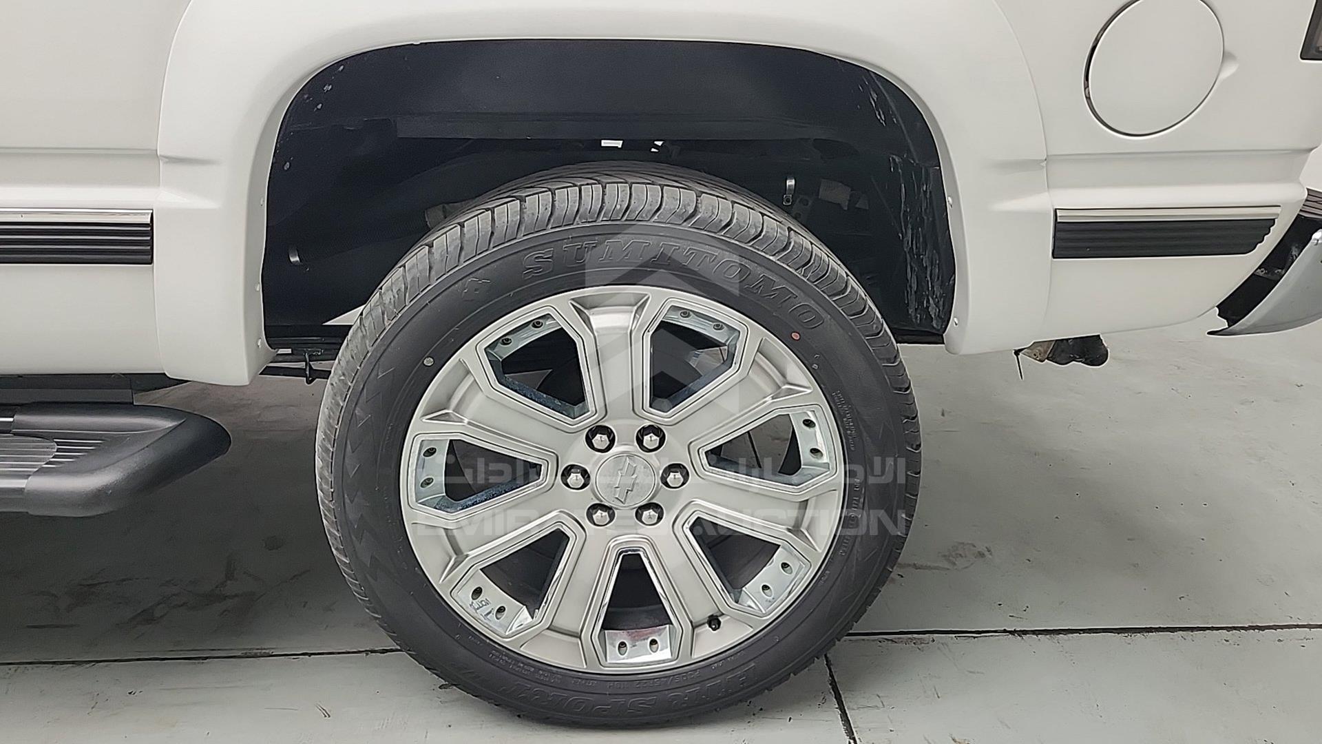 1995 CHEVROLET TAHOE VIN: 1GNEK18K3SJ338881