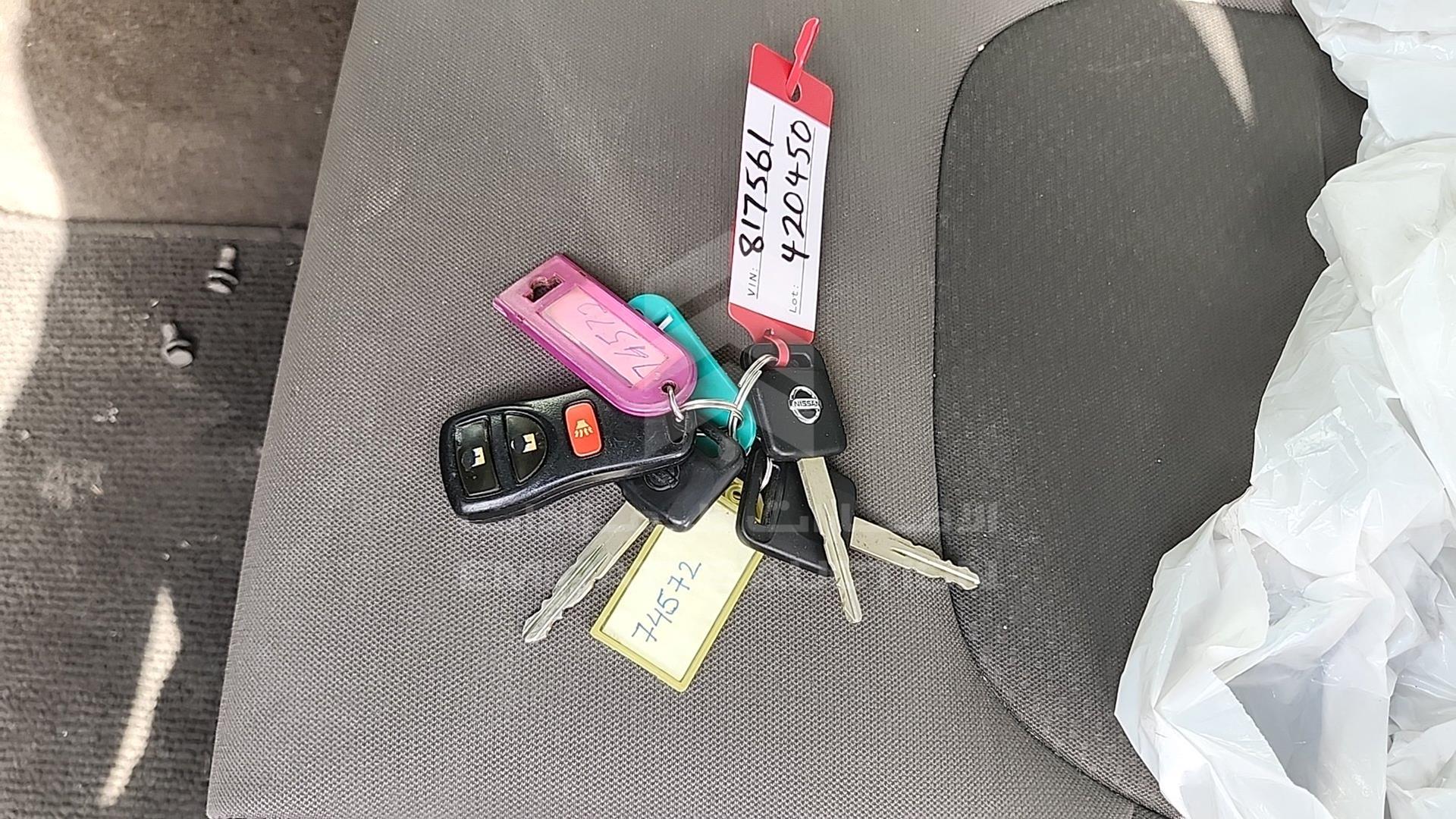 2013 NISSAN XTERRA VIN: 5N1AN0N64DN817561