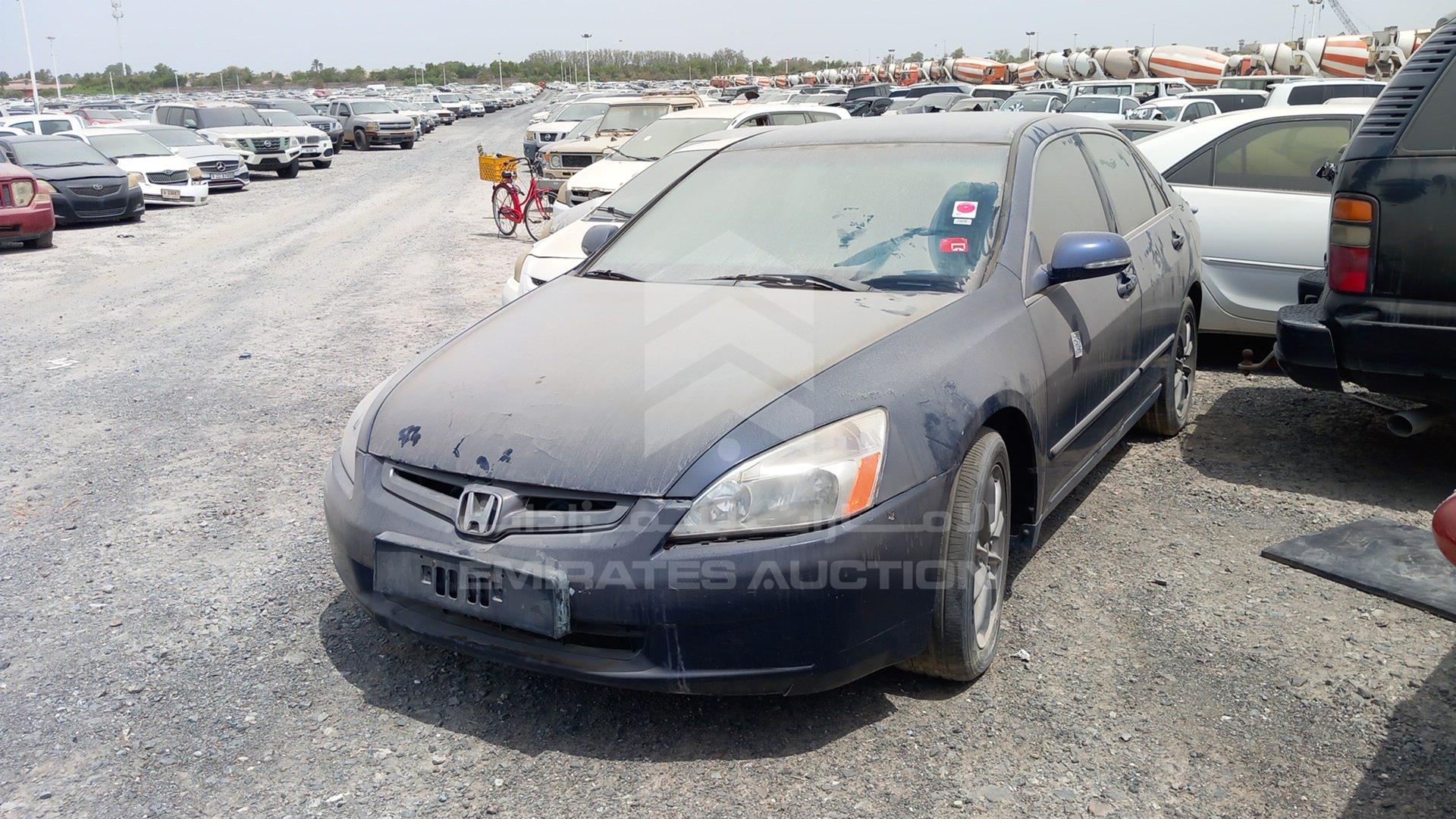 2005 HONDA ACCORD VIN: JHMCM56515C403491