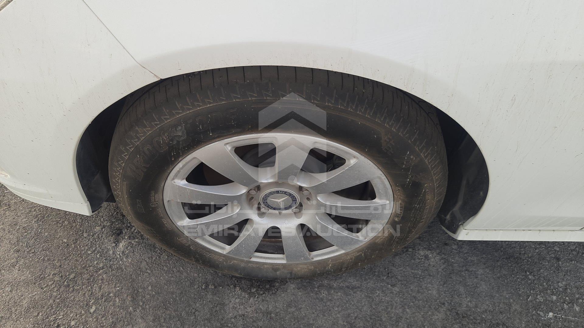 2011 MERCEDES E 300 VIN: WDDHF5EB1BA355514