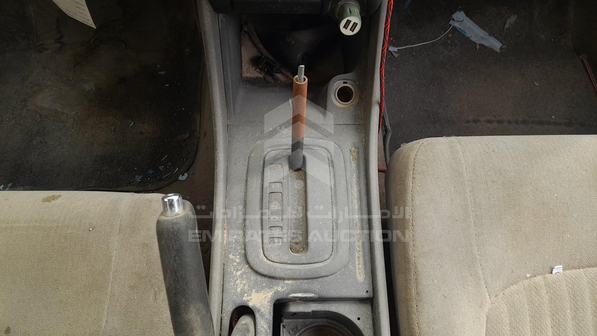1999 HONDA ACCORD VIN: JHMCF8642XC401397