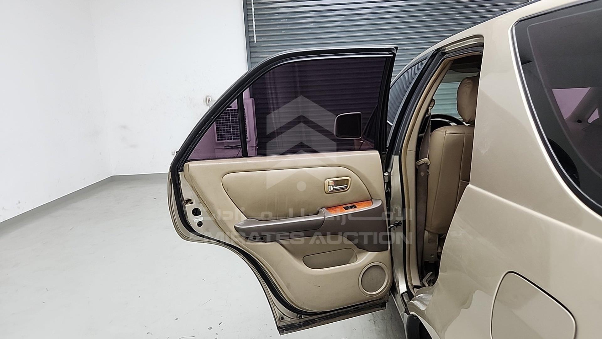 2002 LEXUS RX 300 VIN: JTJHF10UX20241445