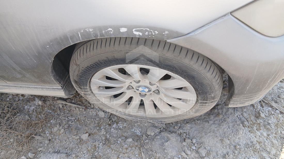 BMW 320I - Scrap without document — Front Right Tyre — Photo 11