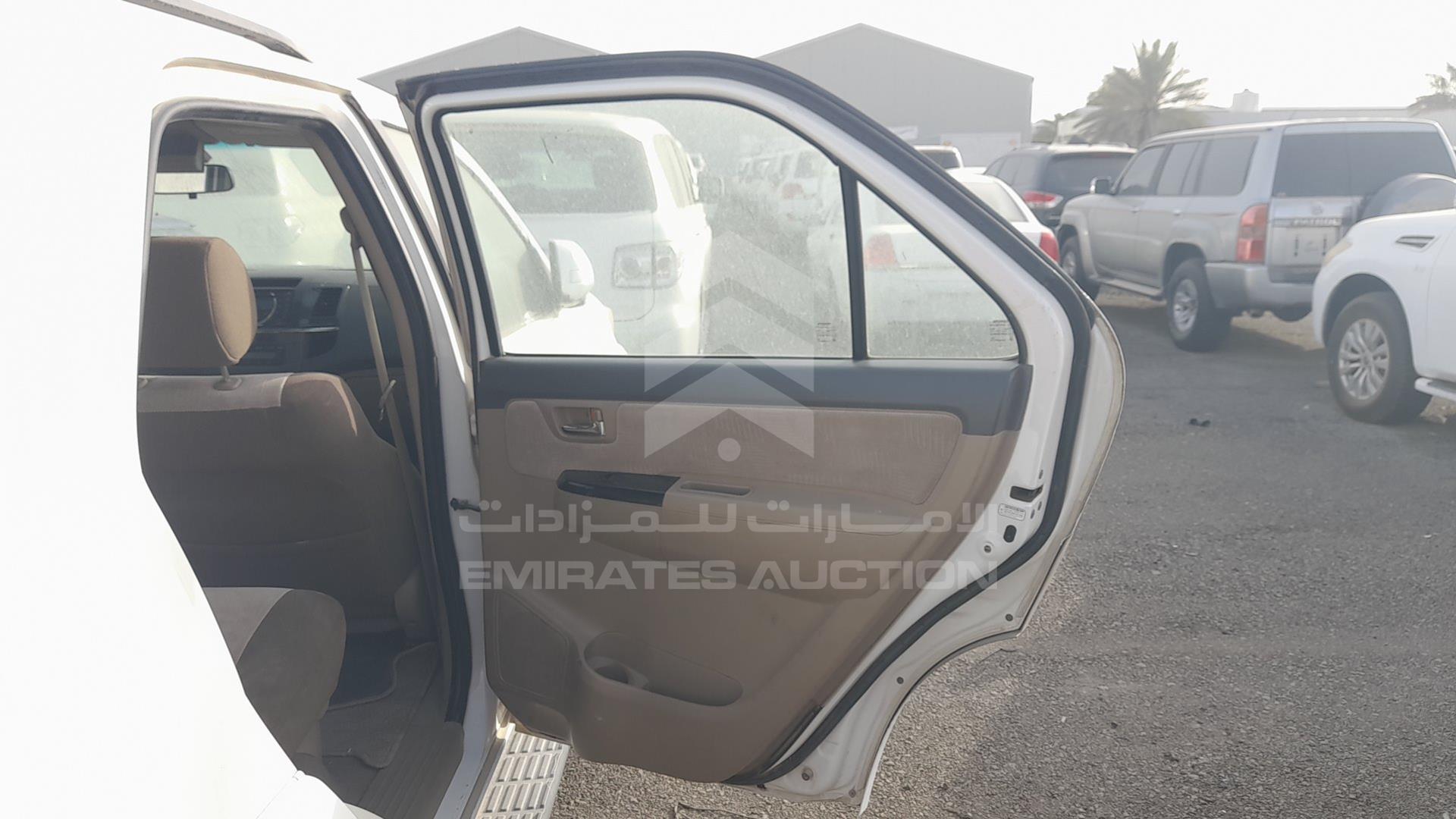 2012 TOYOTA FORTUNER VIN: MHFYU59G3C7019128