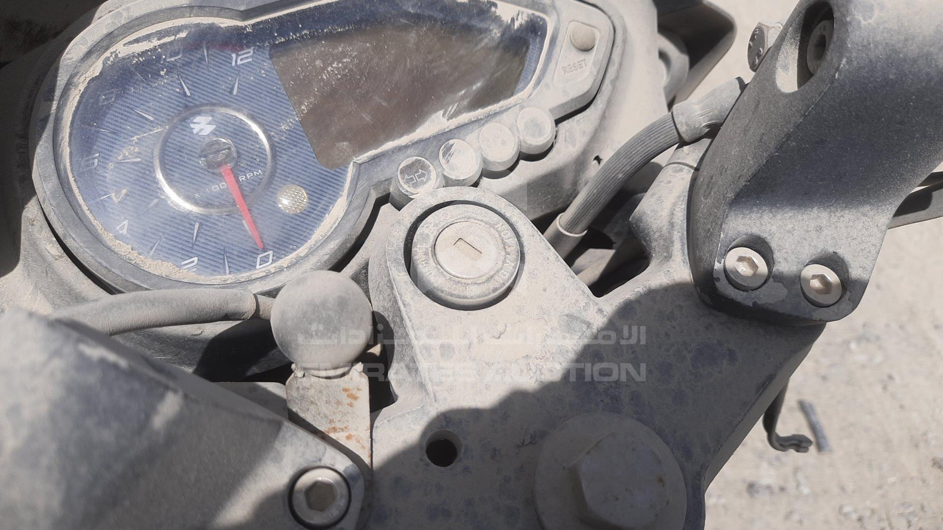 2015 BAJAJ 180 CC VIN: MD2A12DZ8ECH54871