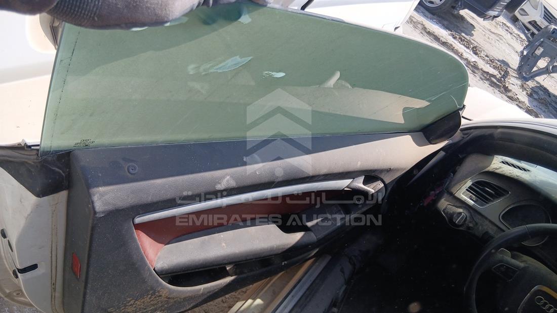 2011 Audi - Scrap without document — Front Left Door — Photo 9