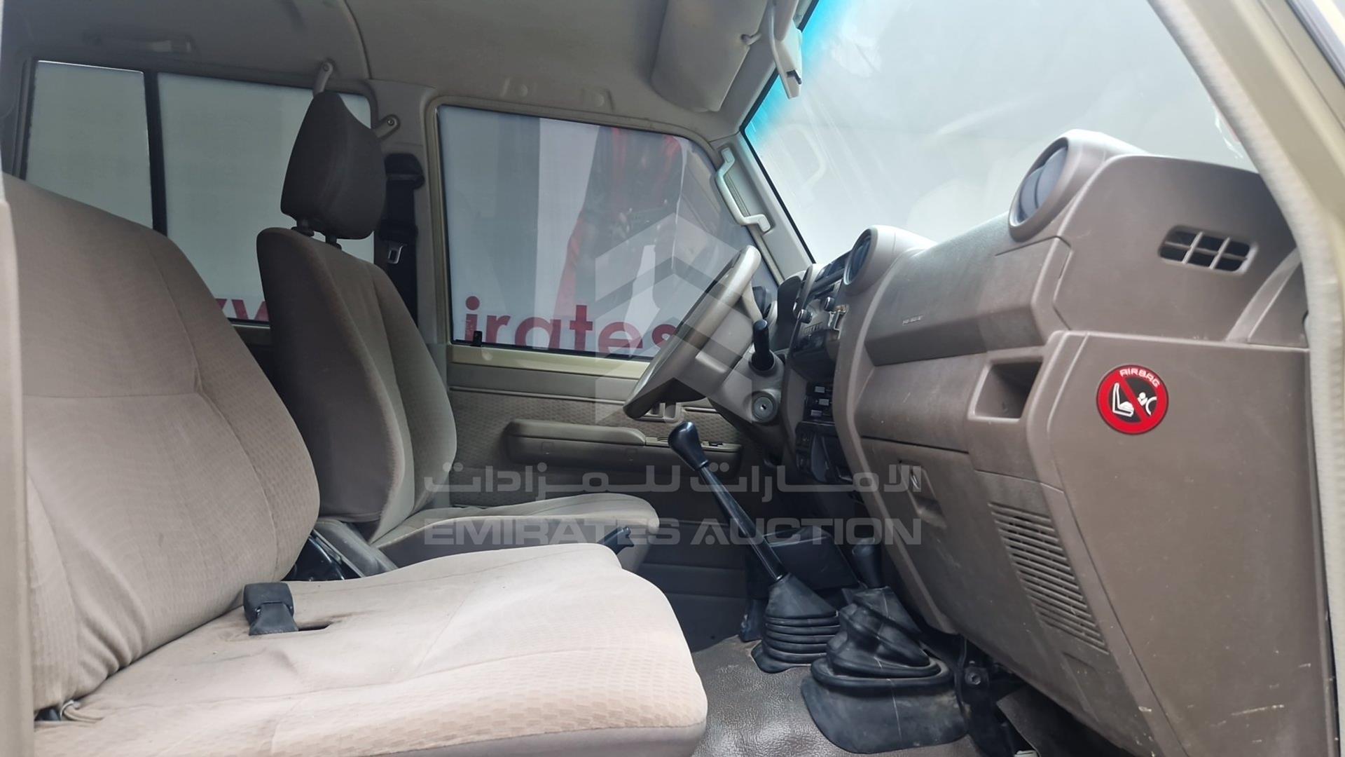 2018 TOYOTA LAND CRUISER VIN: JTFBU71J6J7069756