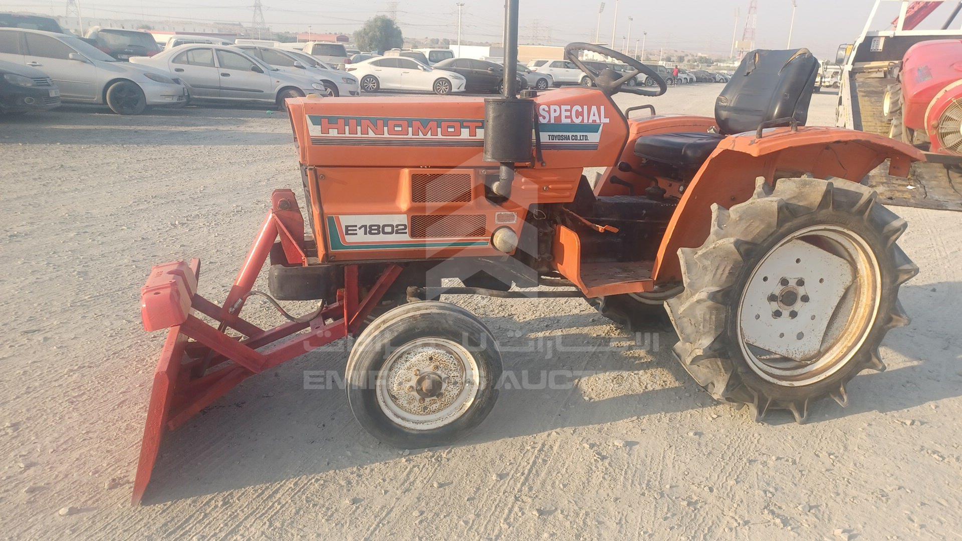0 TRACTOR --- VIN: 180200115