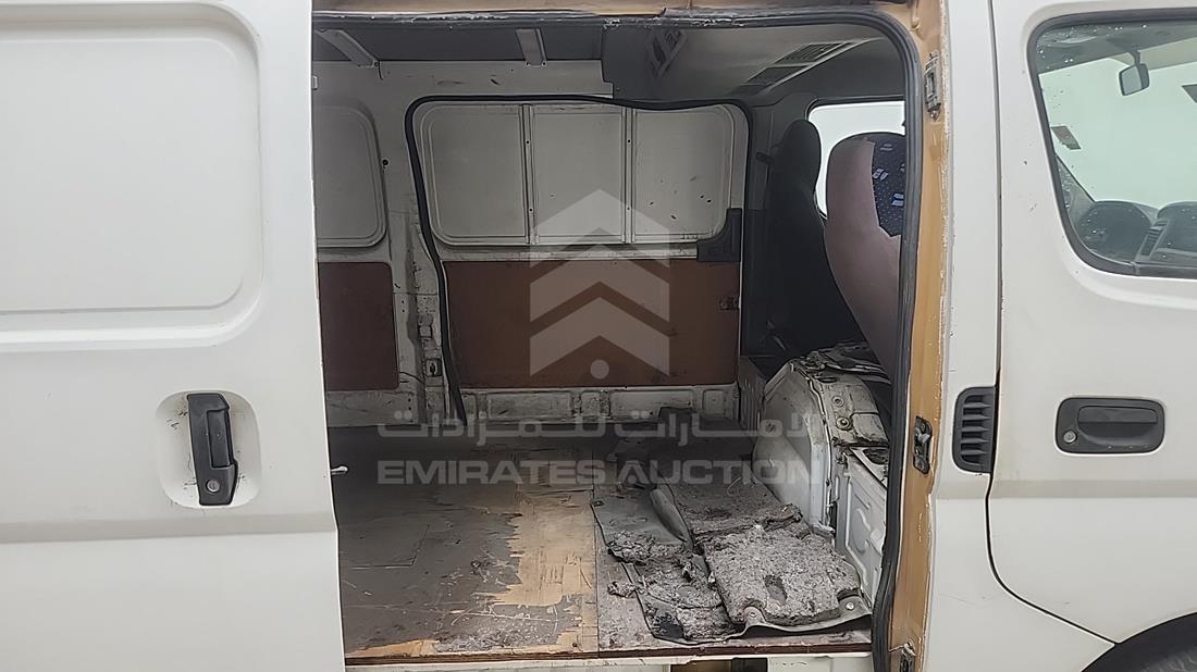 2010 Nissan Urvan — Rear Right Passenger View — Photo 15
