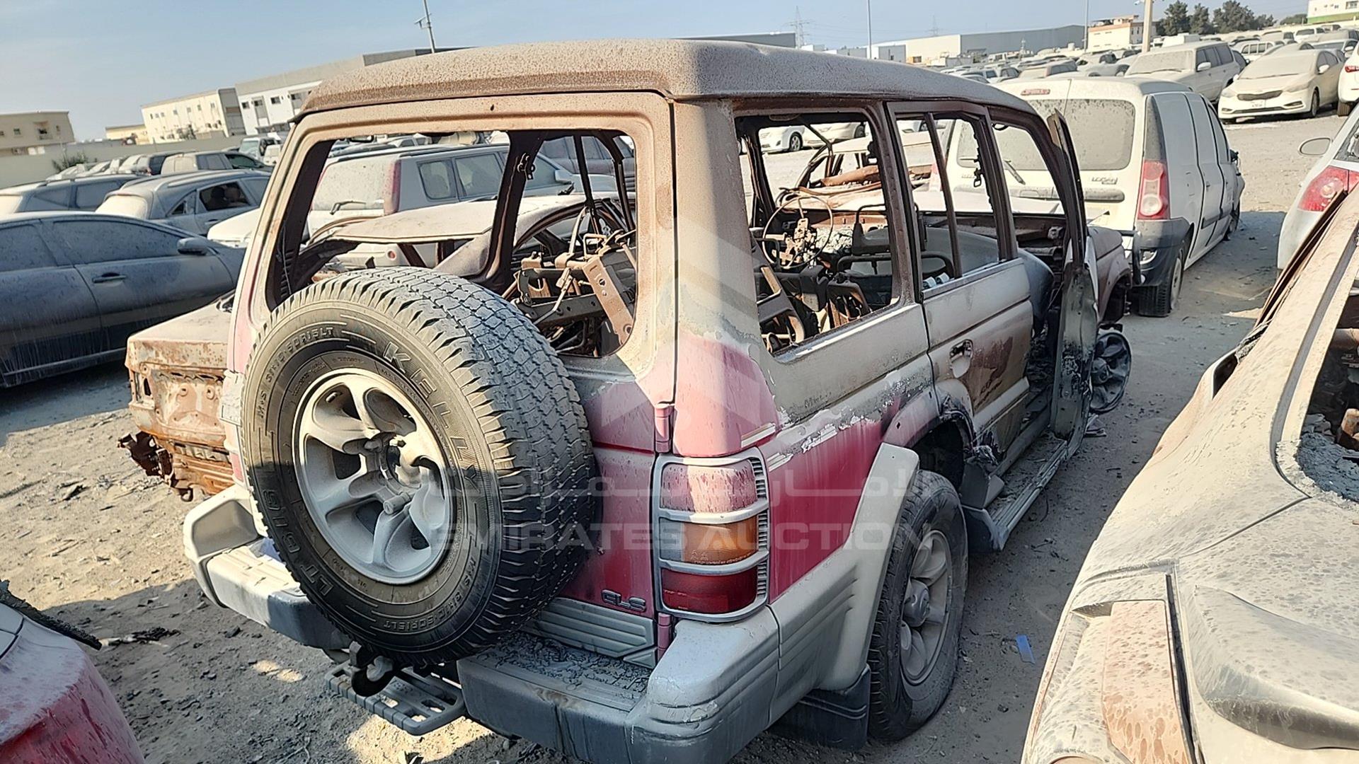 1995 MITSUBISHI PAJERO VIN: D0RV430SJ00512