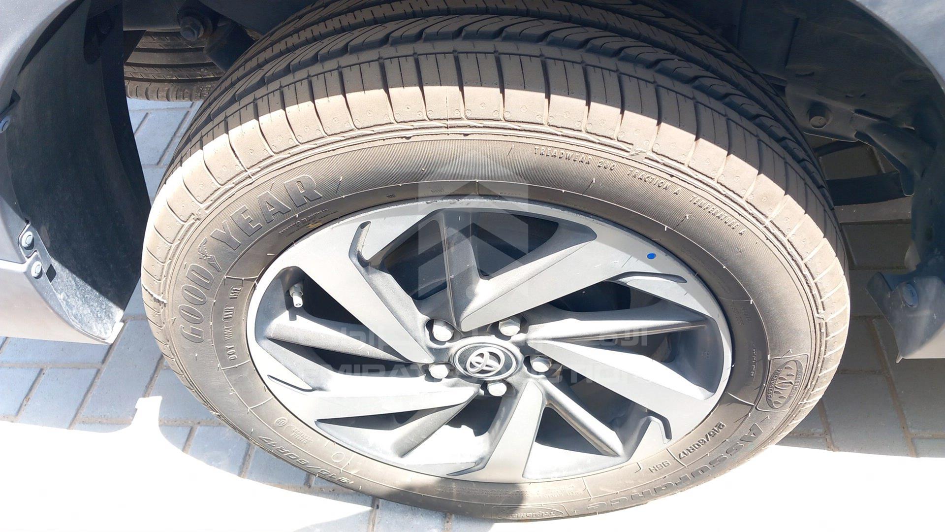 2019 TOYOTA RUSH VIN: MHKEF8BF9KK004078