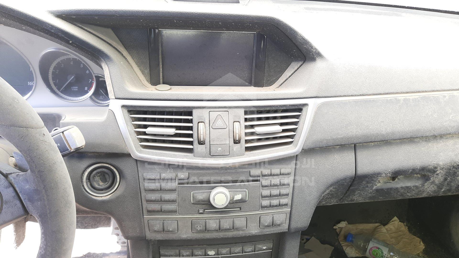 2010 MERCEDES E 550 VIN: WDDHF7CBXAA029143