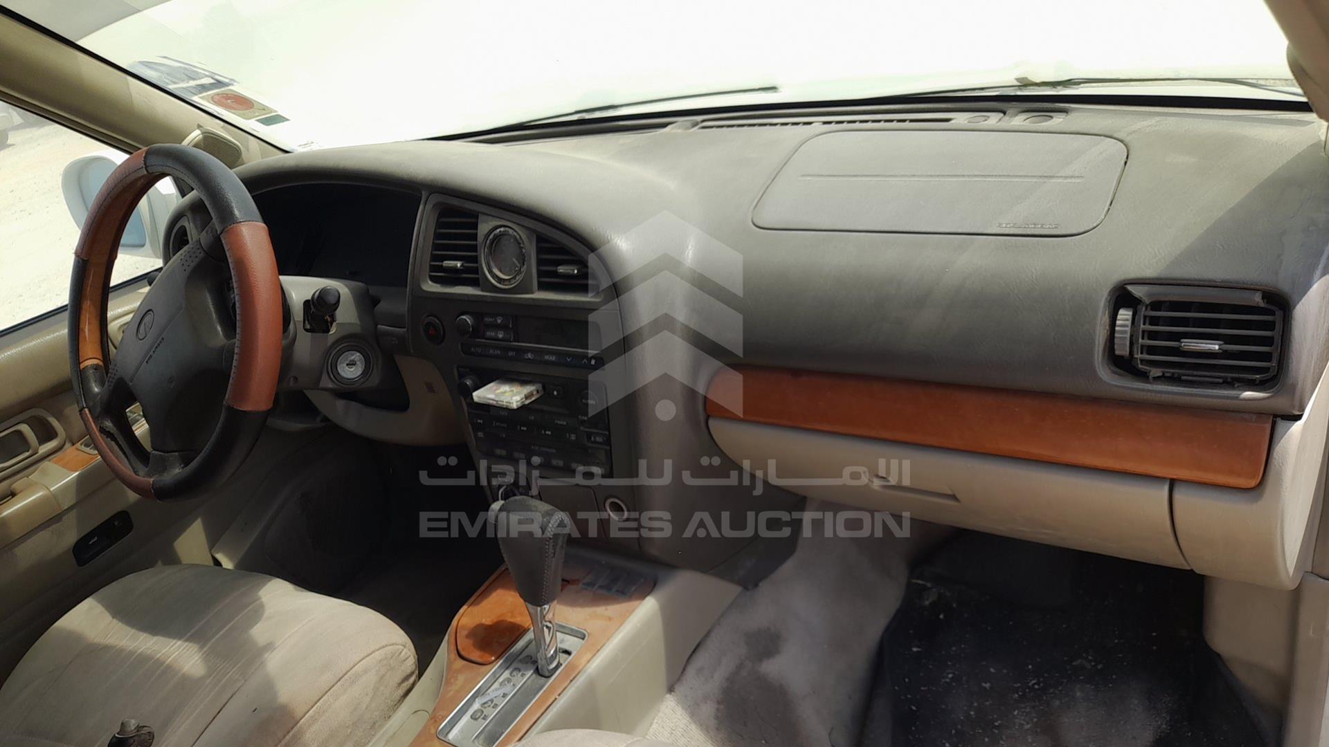 2001 INFINITI QX4 VIN: JNRDR09X91W203913