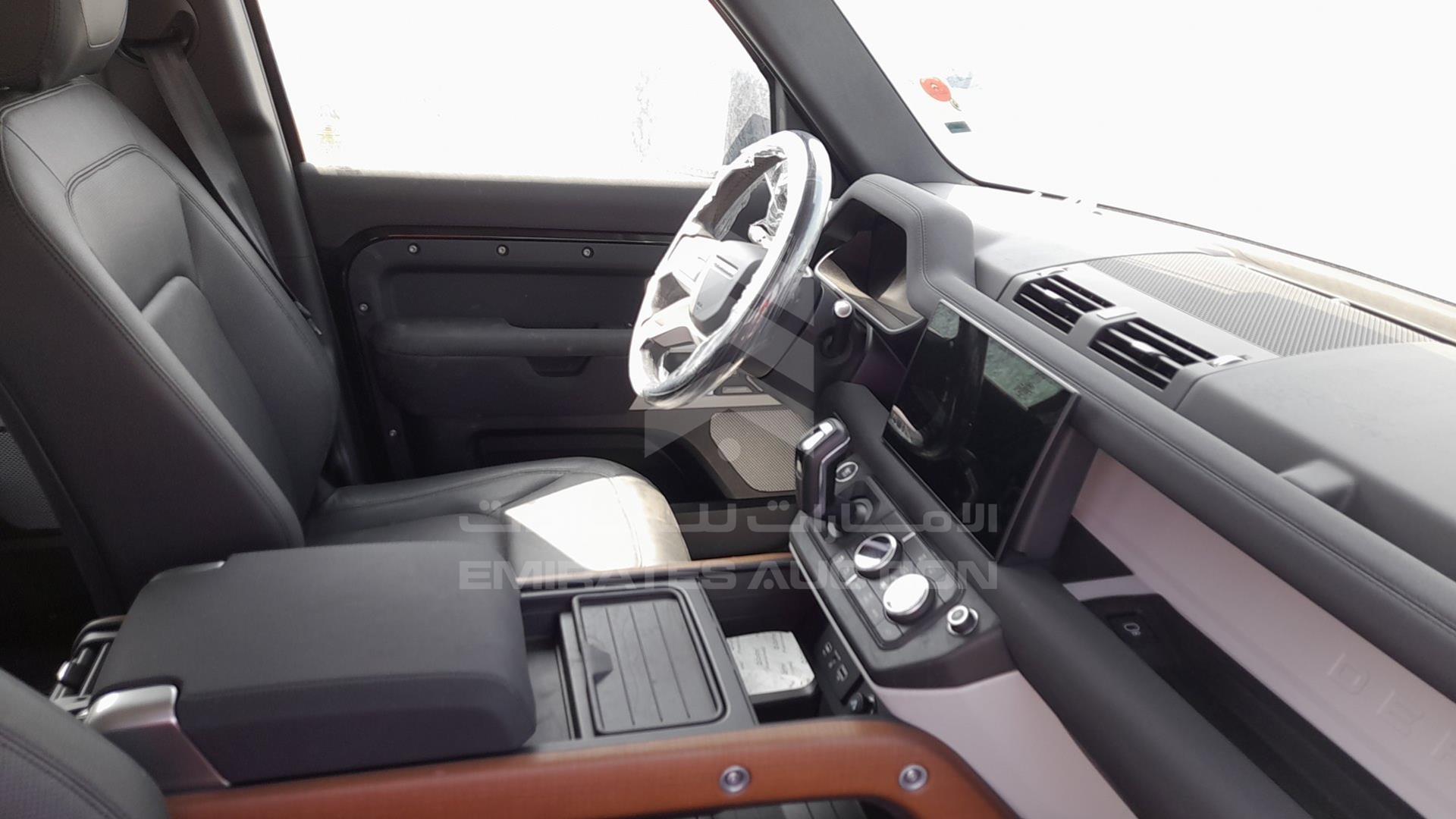 2023 LAND ROVER DEFENDER VIN: SALEA8BU0P2178015