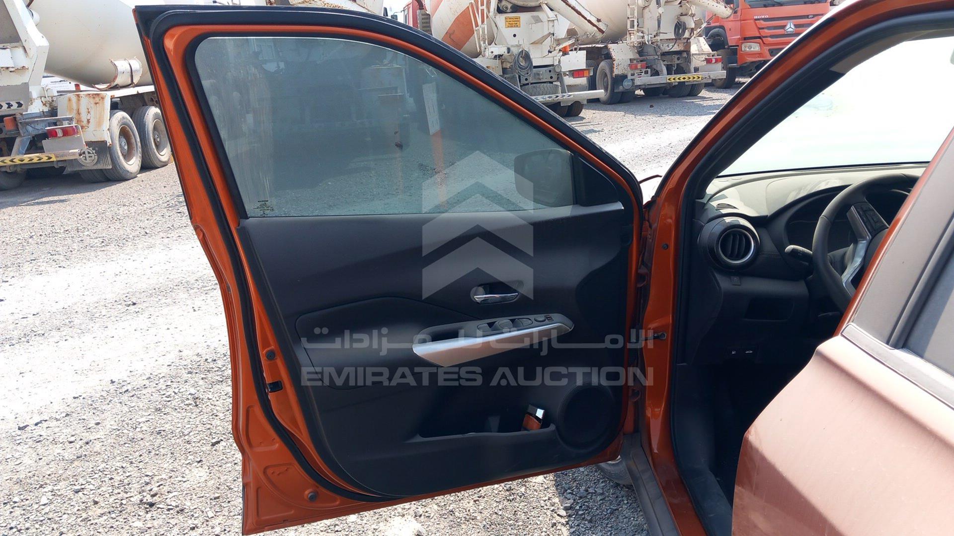 2017 NISSAN KICKS VIN: 3N1CP5CP4HL497733