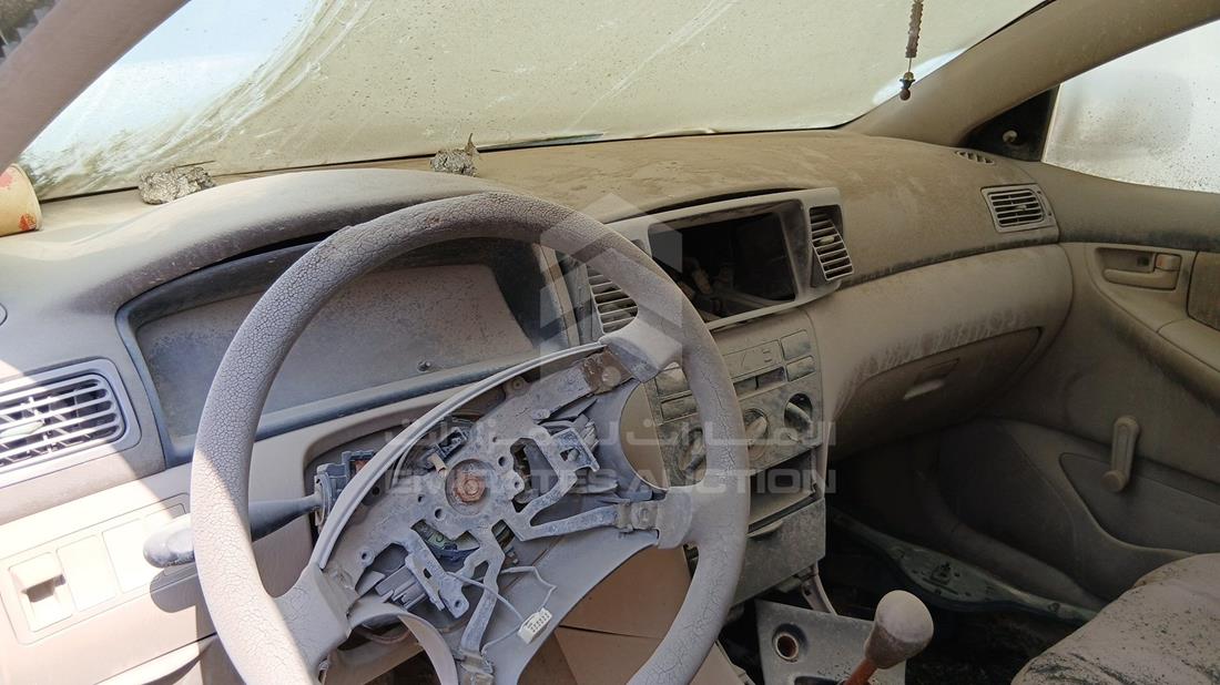 2005 Toyota Corolla - Scrap without document — Front Left Driver Dashboard View — Photo 13