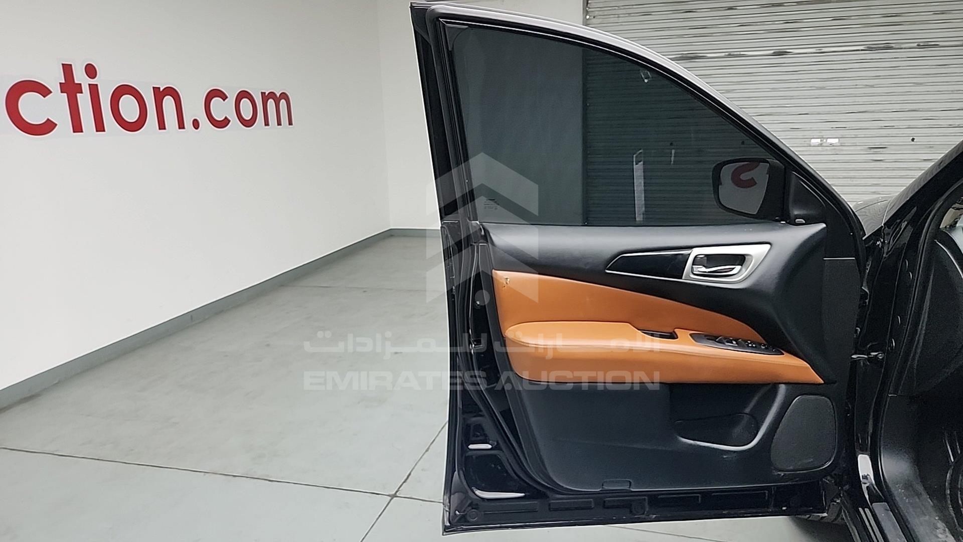 2020 NISSAN PATHFINDER VIN: 5N1DR2BN1LC585357