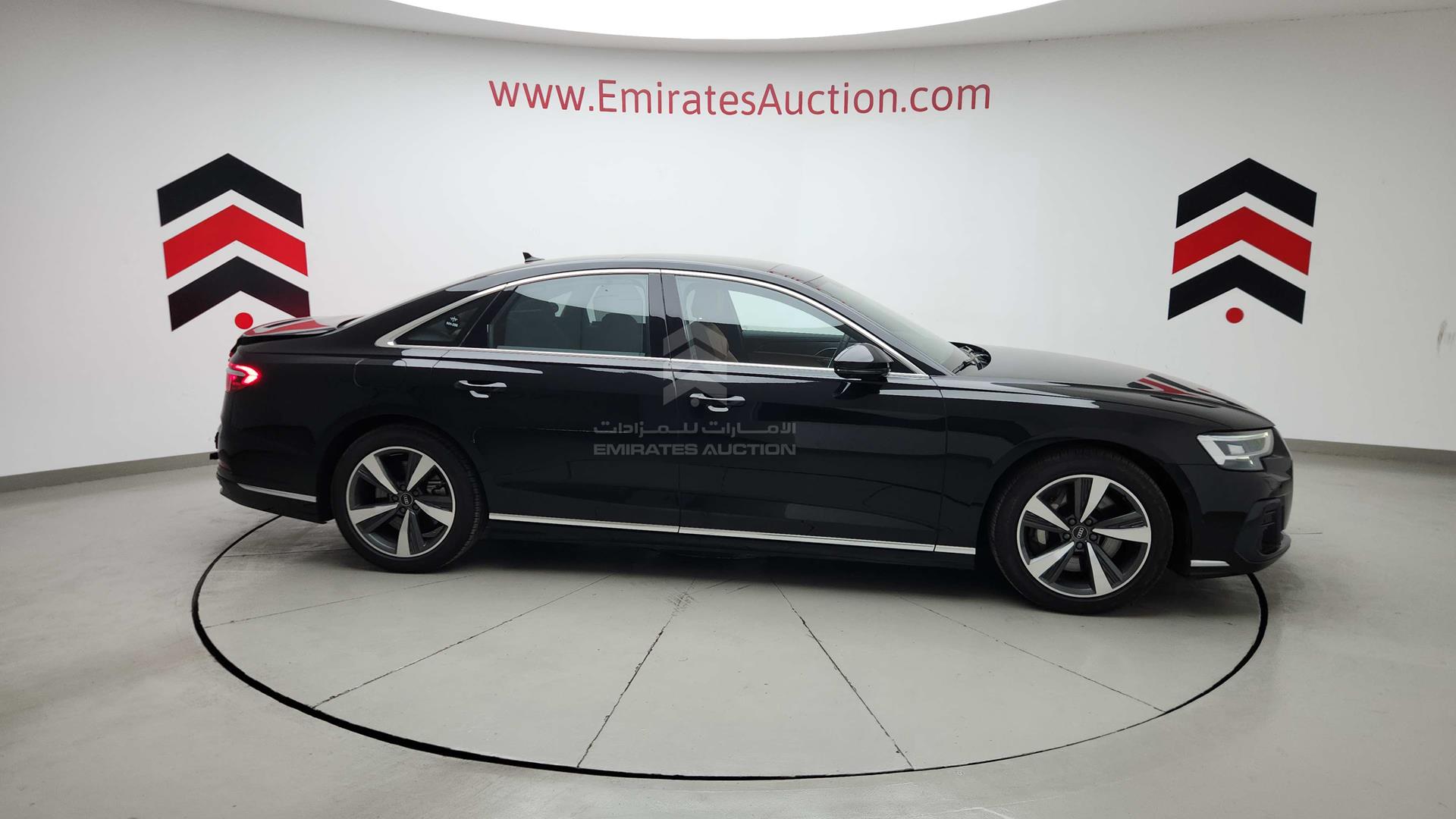 2025 AUDI A8 VIN: WAUZZZF85SN000643