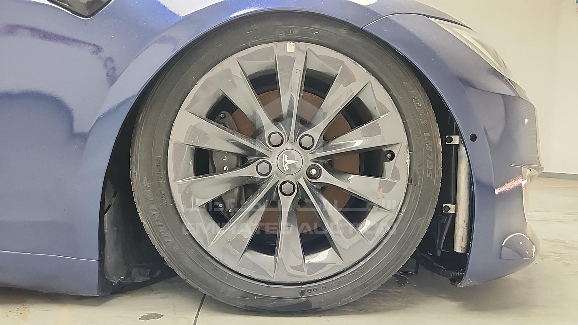 2018 TESLA MODEL S VIN: 5YJSA7E22JF237780