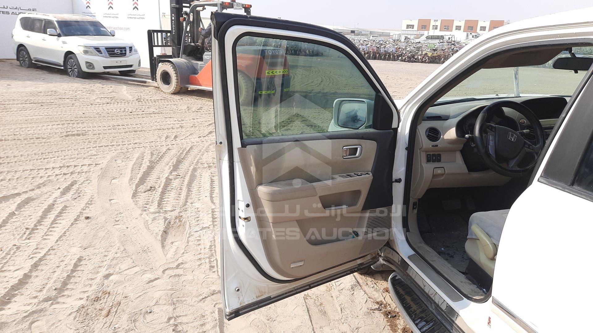 2014 HONDA PILOT VIN: 5FNYF4848EB701975
