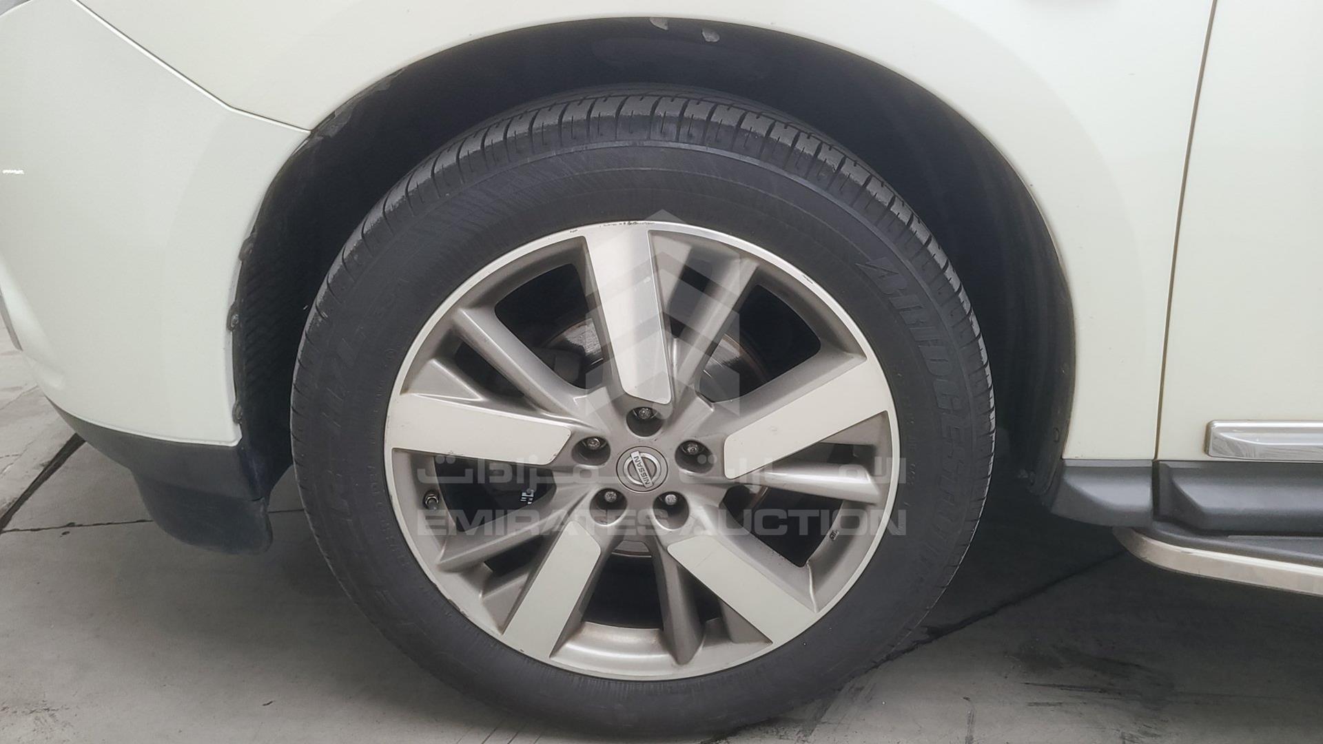 2015 NISSAN PATHFINDER VIN: 5N1AR2MM6FC643829