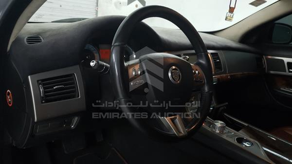 Jaguar XF 2011 SAJAA07D8BFR97003 Image 3
