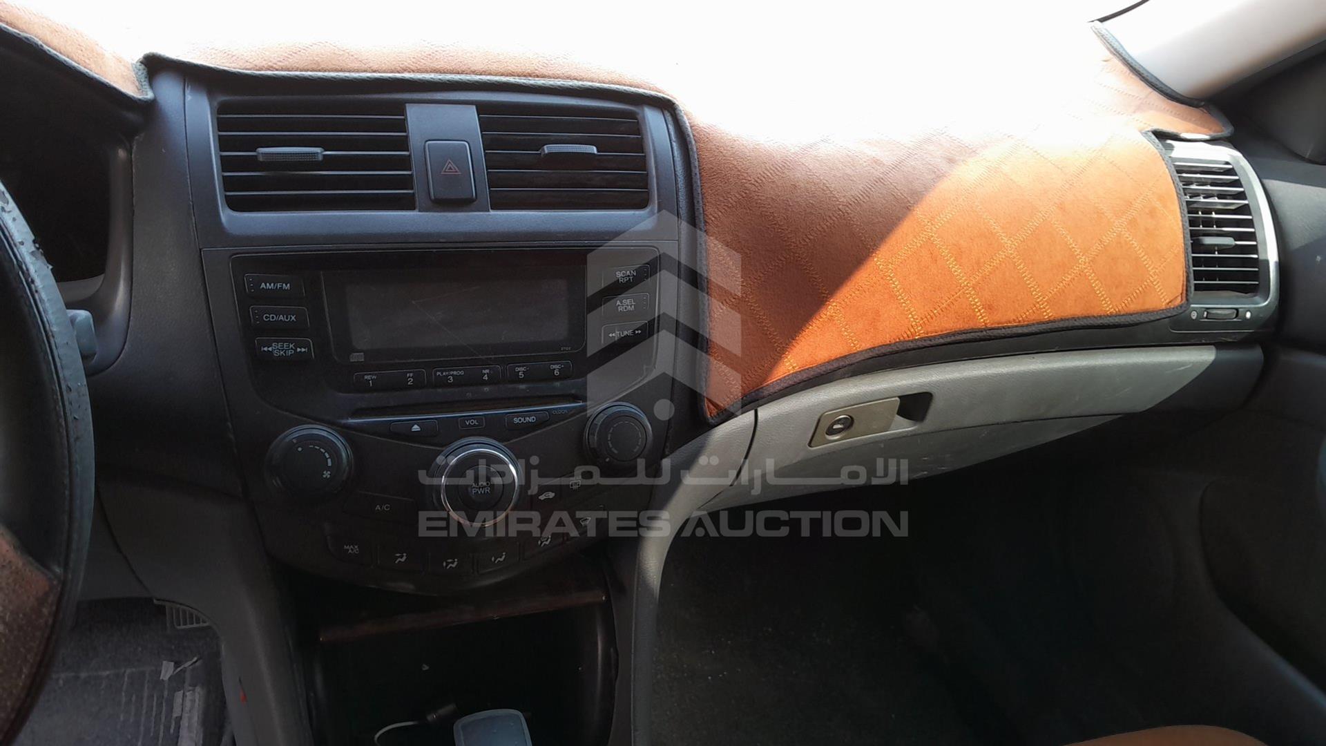 2006 HONDA ACCORD VIN: JHMCM56596C407855