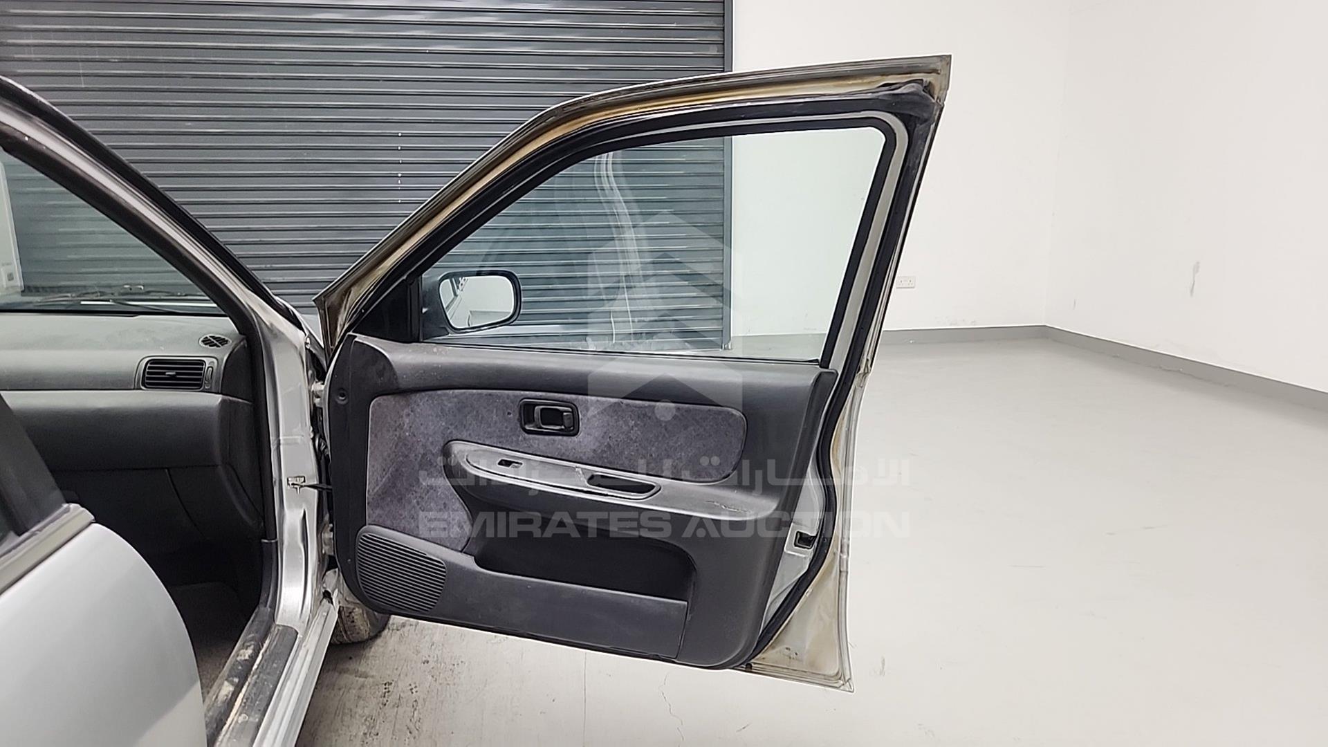 1999 NISSAN SUNNY VIN: JN1DB41S2XW005195