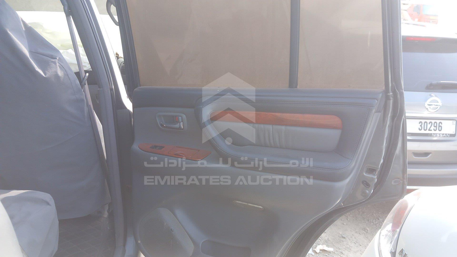 JT6HT00W6Y0103196 - 2000 Lexus LX 470 - #430726
