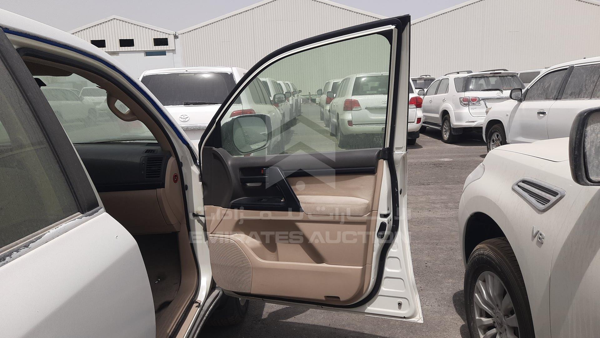2013 TOYOTA LAND CRUISER VIN: JTMDU09J9D4063890