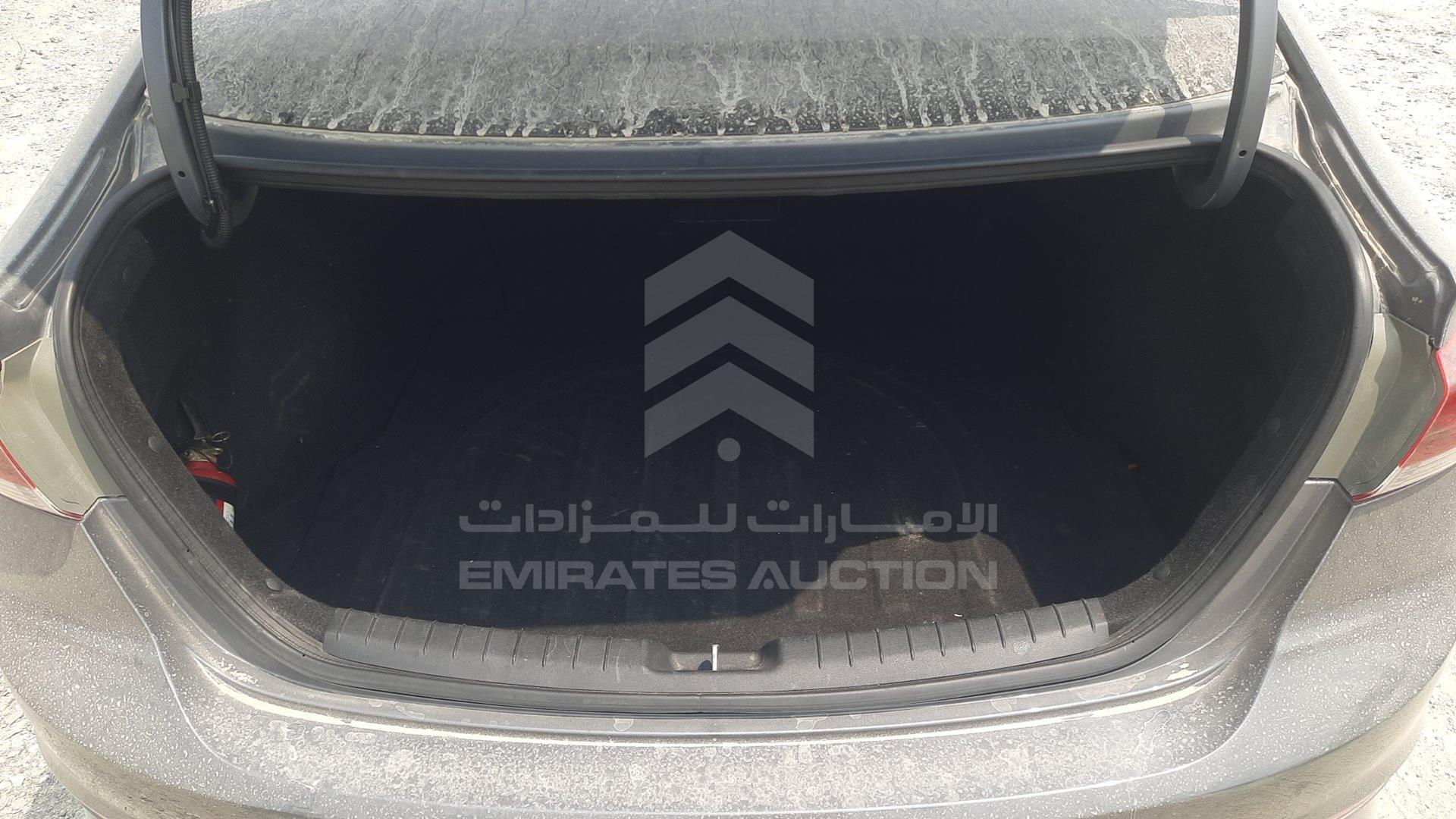 2017 HYUNDAI ELANTRA VIN: KMHD741C5HU128330