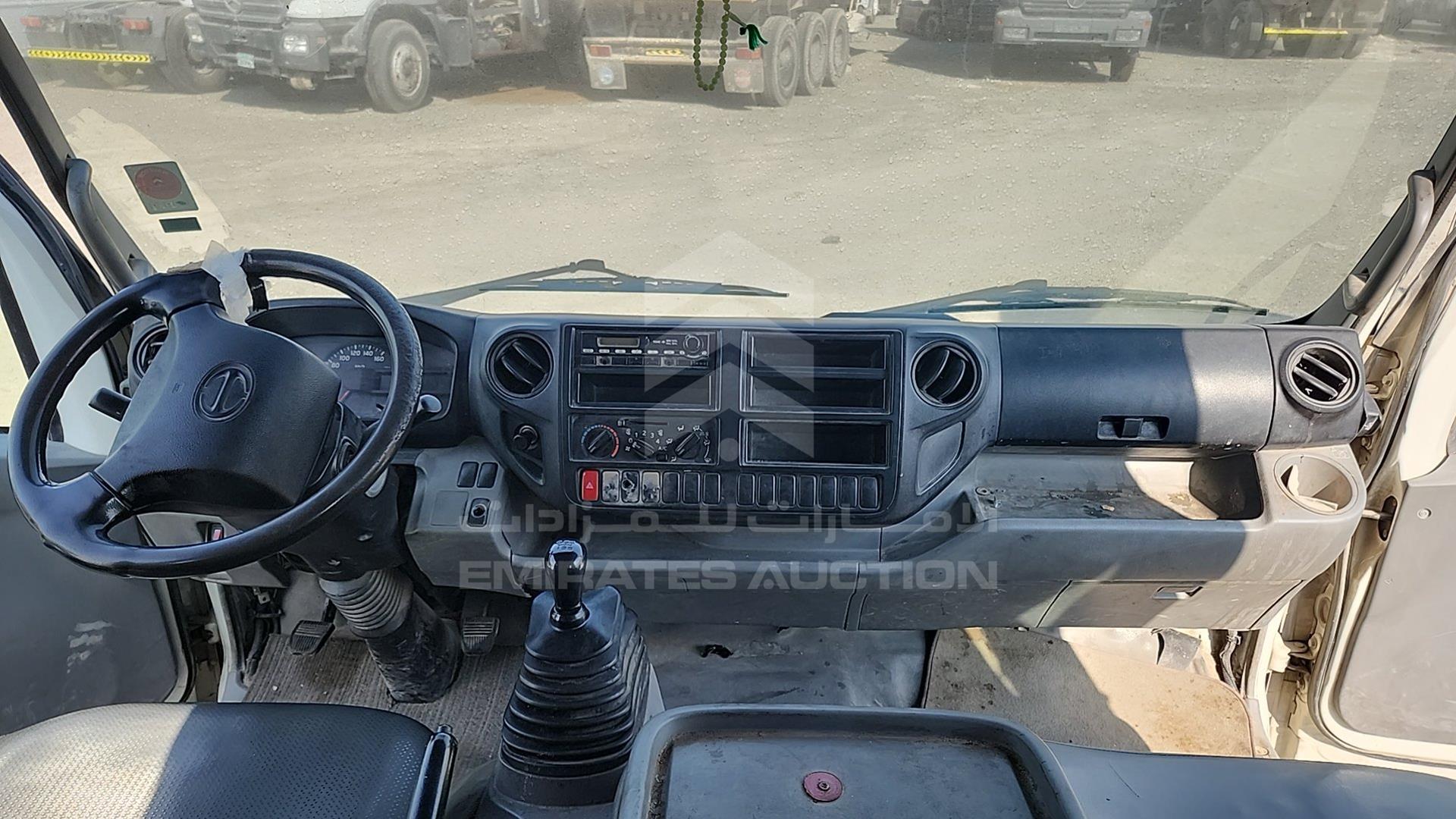 2014 HINO 300 VIN: JHHMCK3H3EK008186