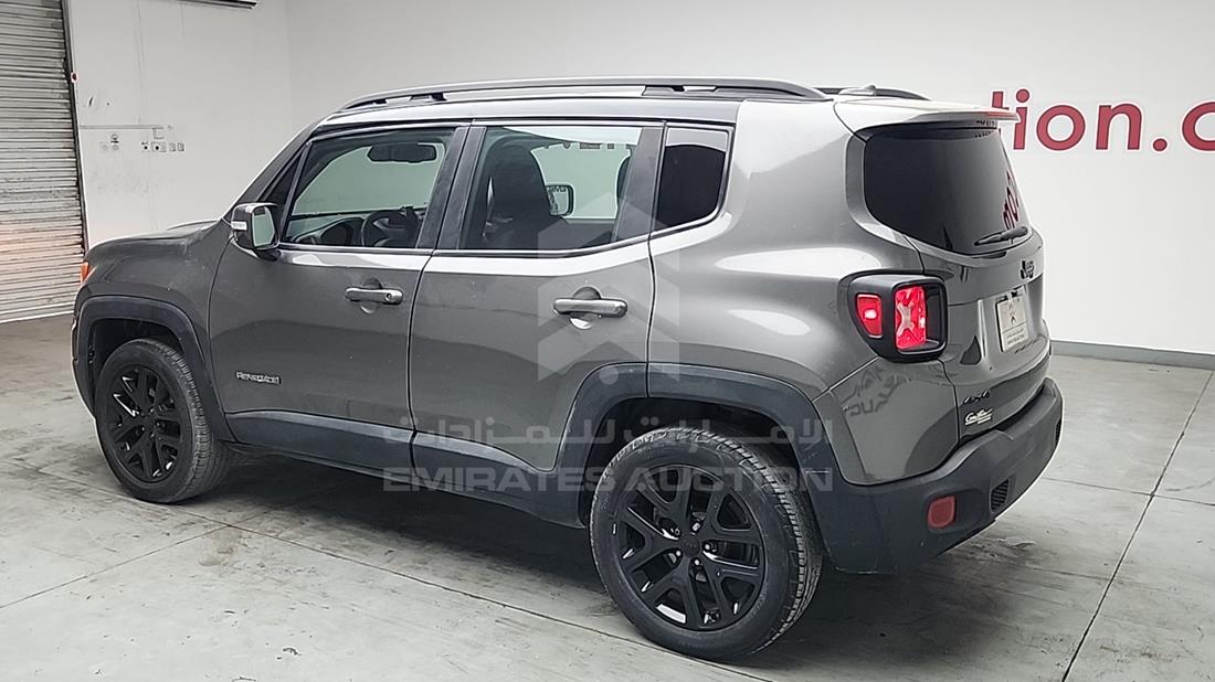 2016 Jeep RENEGADE — Rear Left Angle — Photo 6