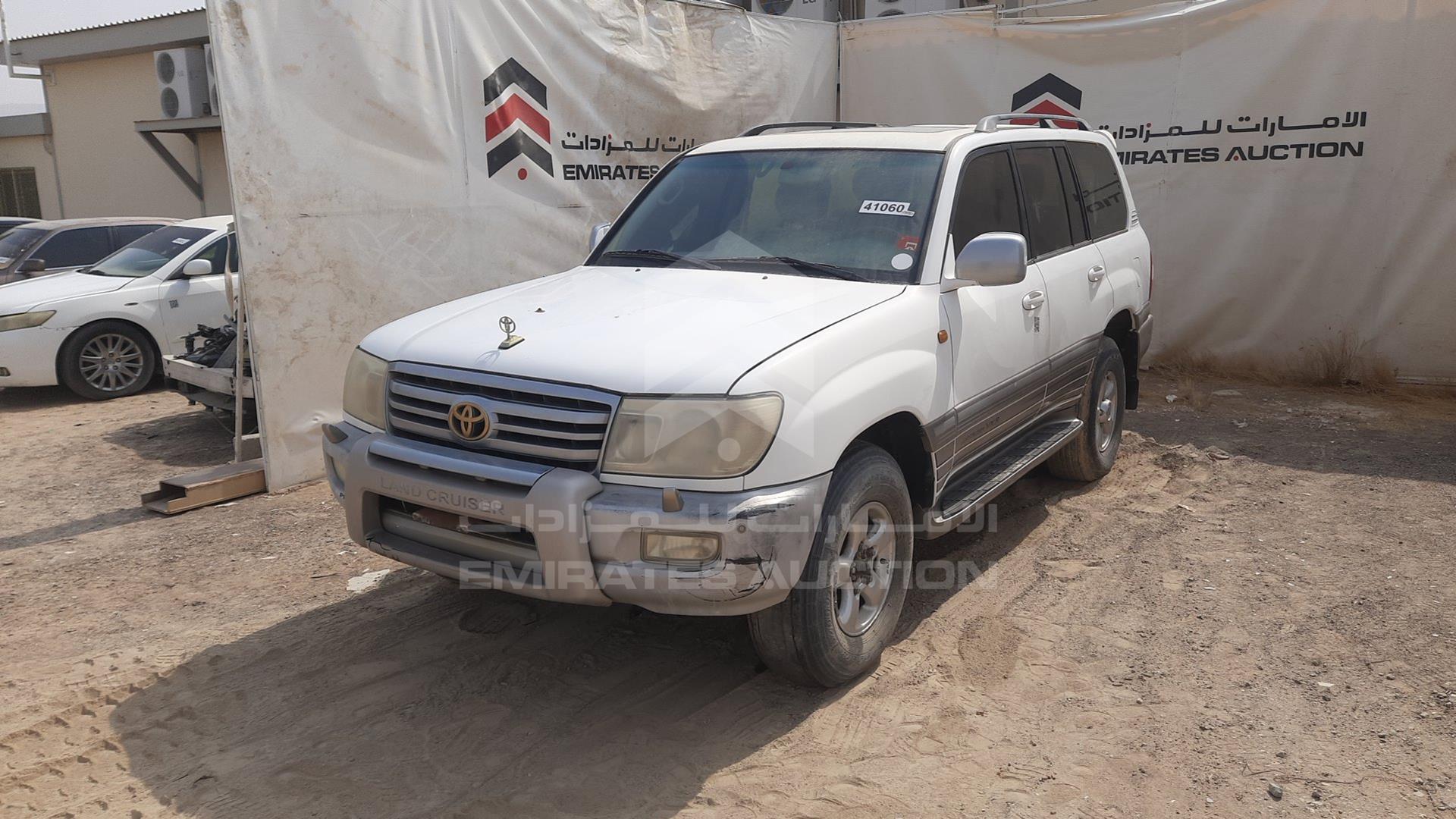 2006 TOYOTA LAND CRUISER VIN: JTEHT05J162089016