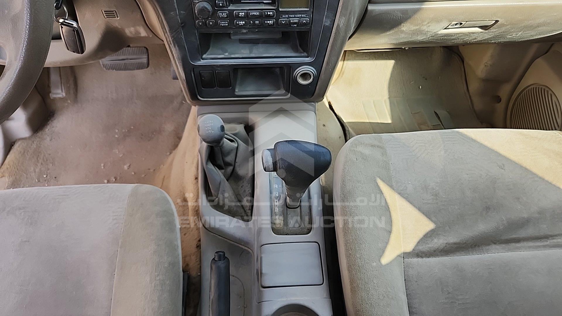 2002 NISSAN PATHFINDER VIN: JN8AR05Y22W523968