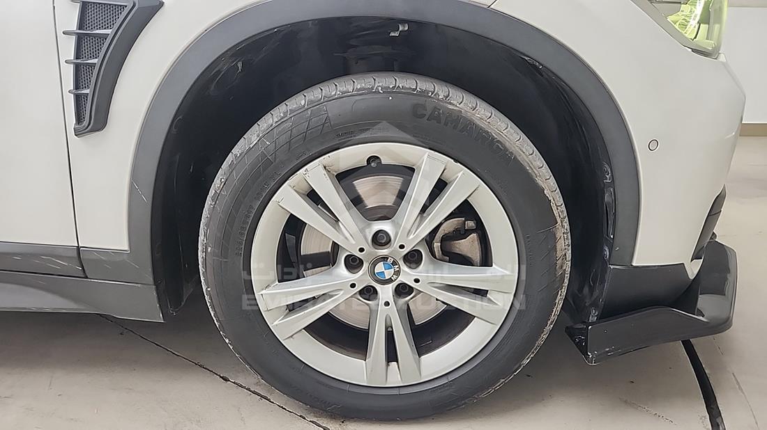 2017 BMW X1 — Front Right Tyre — Photo 36