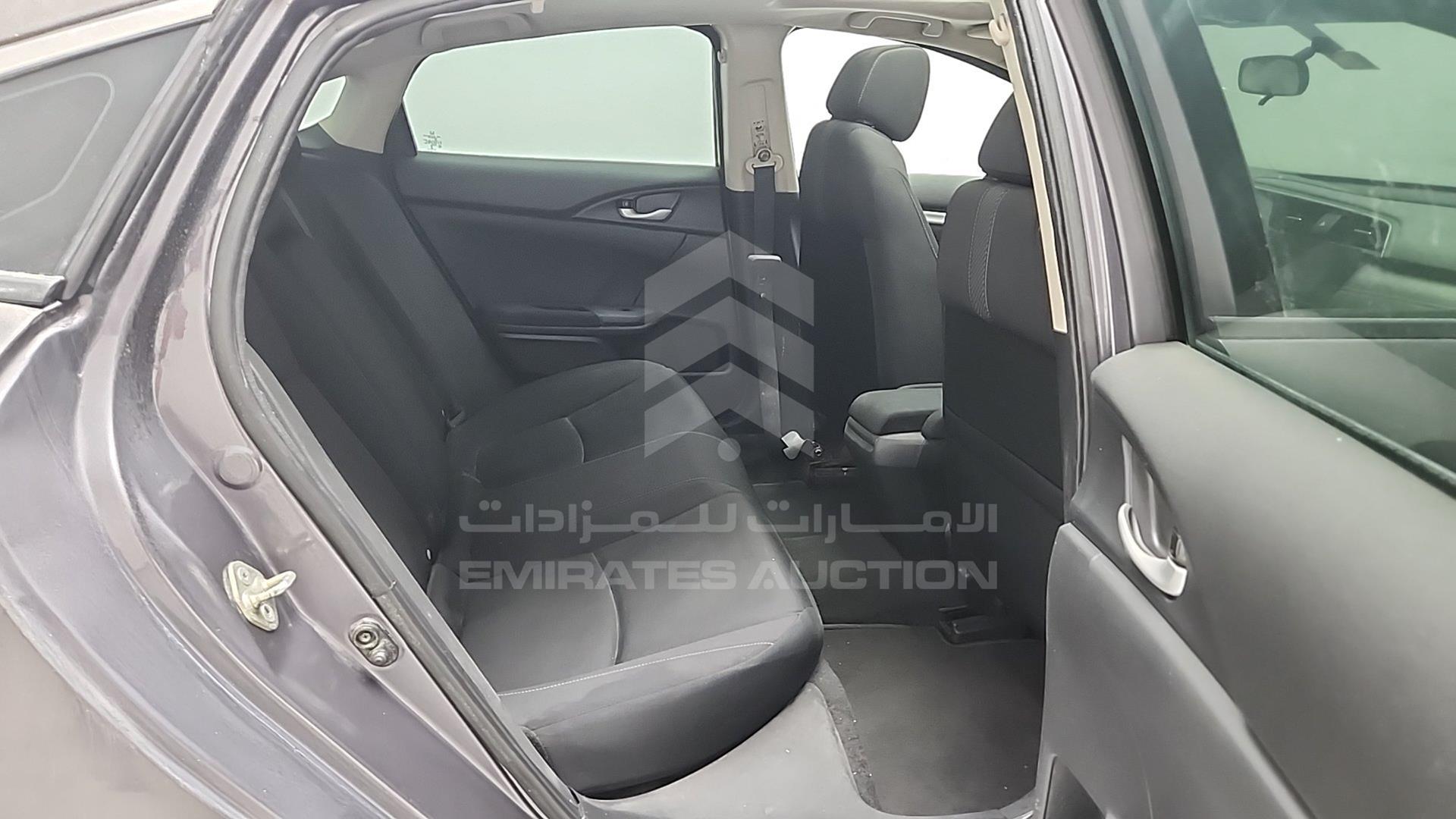 2018 HONDA CIVIC VIN: 2HGFC2F70JH592807