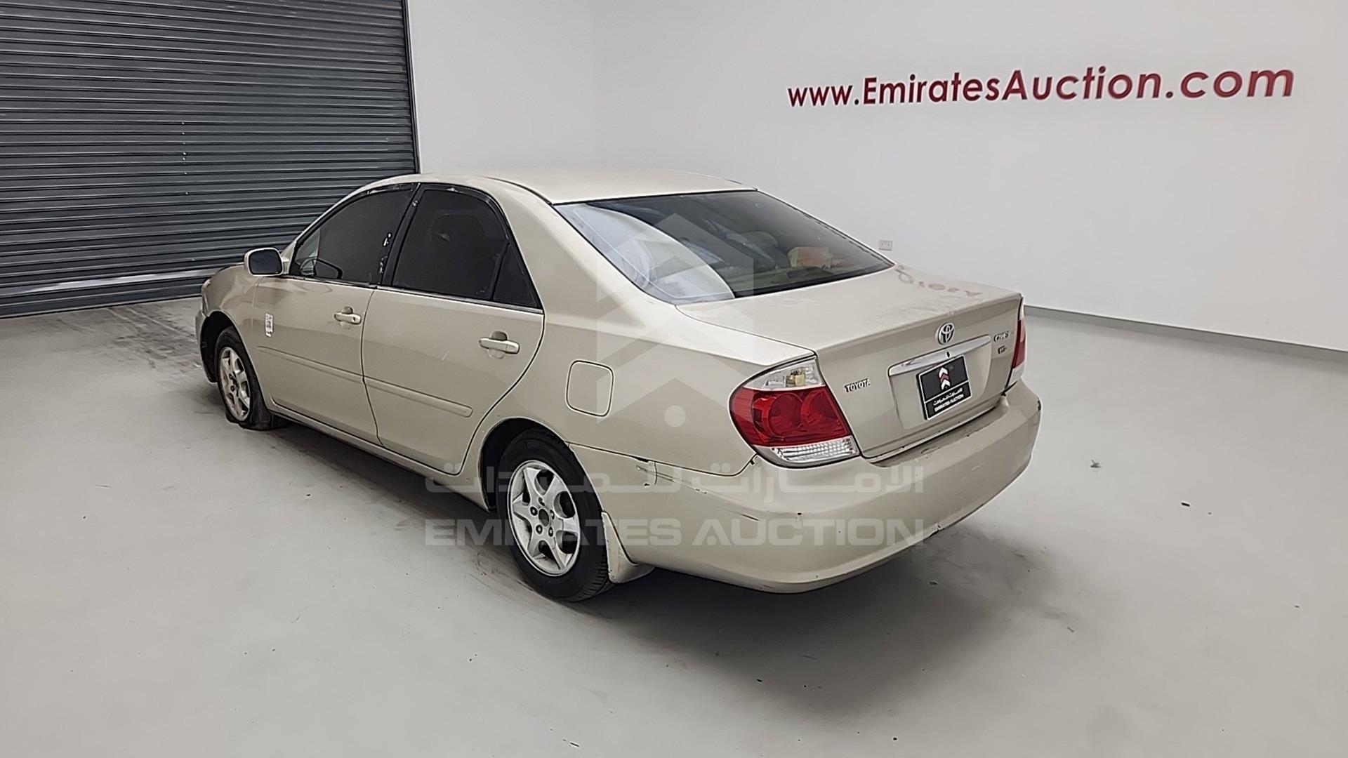 2005 TOYOTA CAMRY VIN: 4T1BE32K55U387943